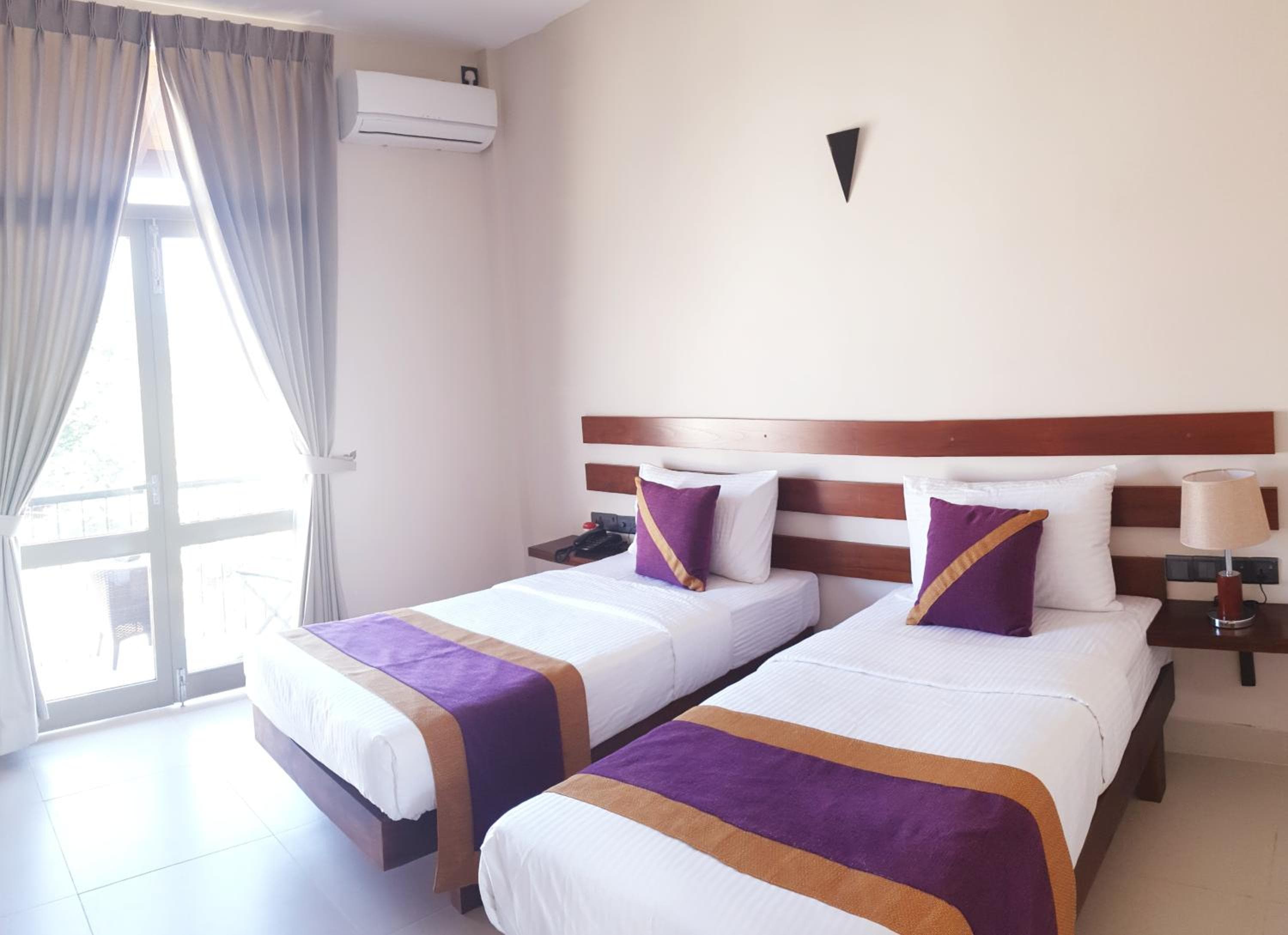 Hive 68 Hotel and Resorts - Negombo