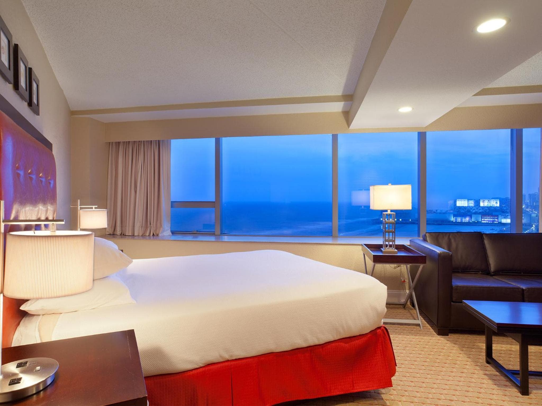 Boardwalk Resorts at Atlantic Palace