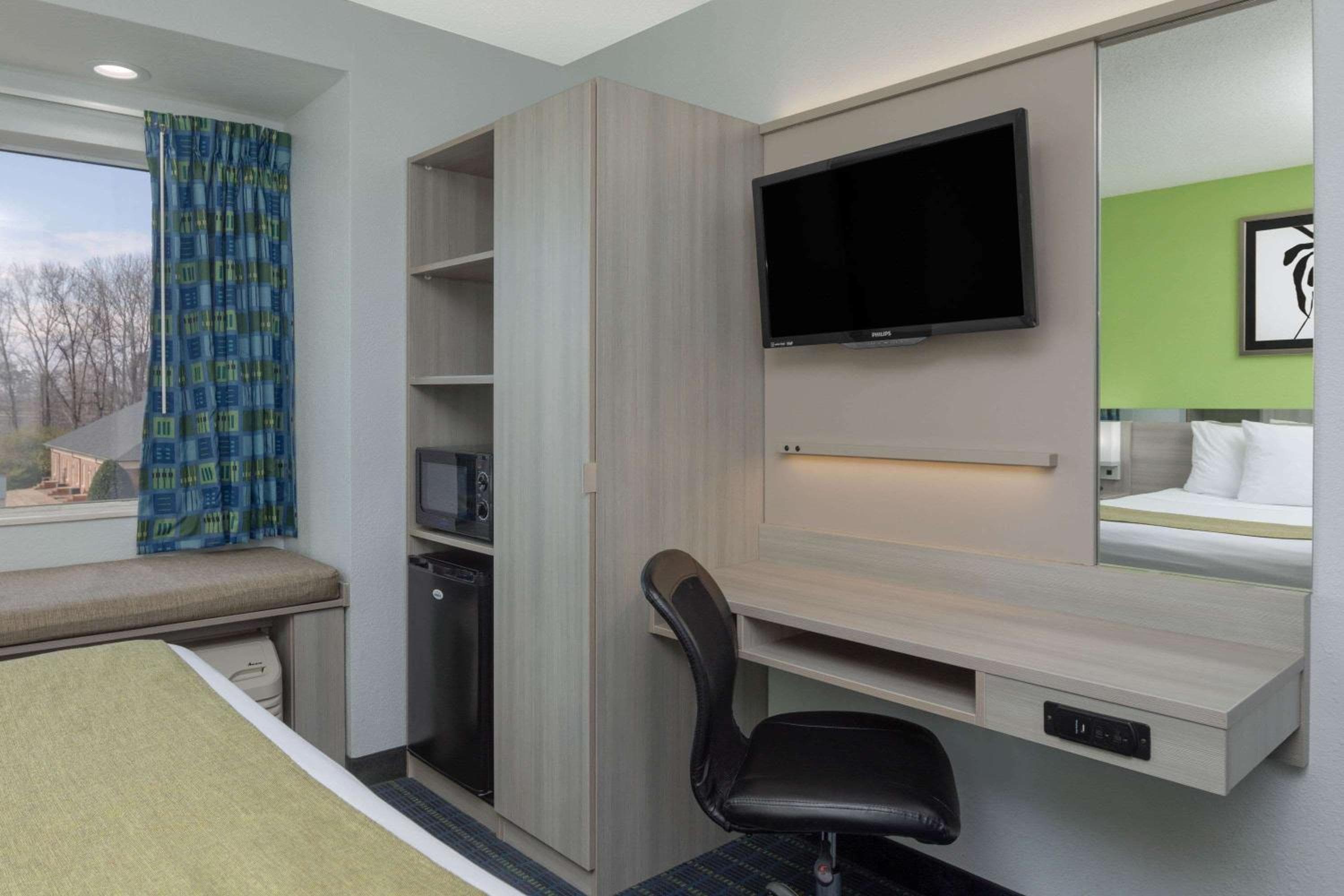 Microtel Inn by Wyndham Lake Norman