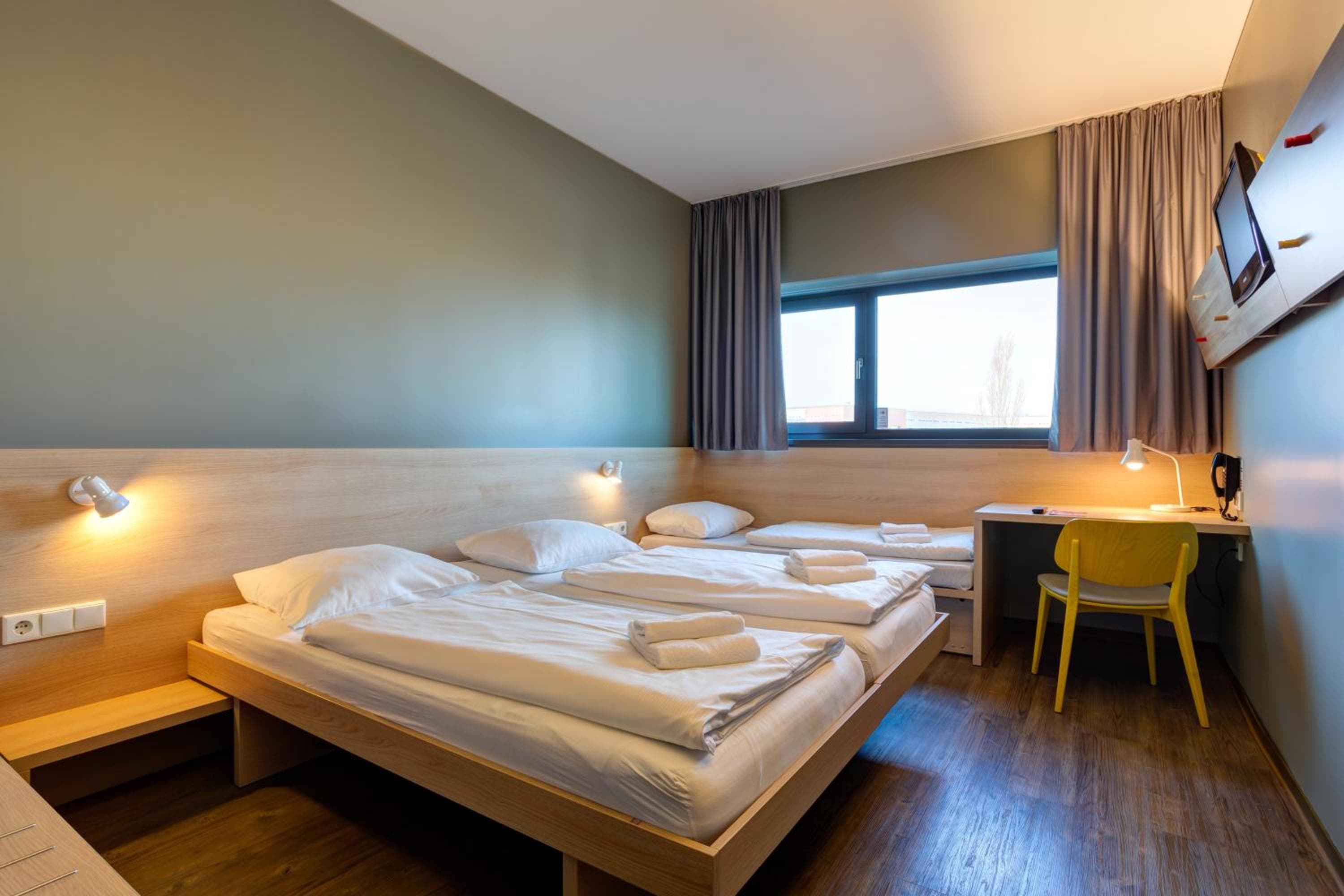 MEININGER Hotel Berlin Airport