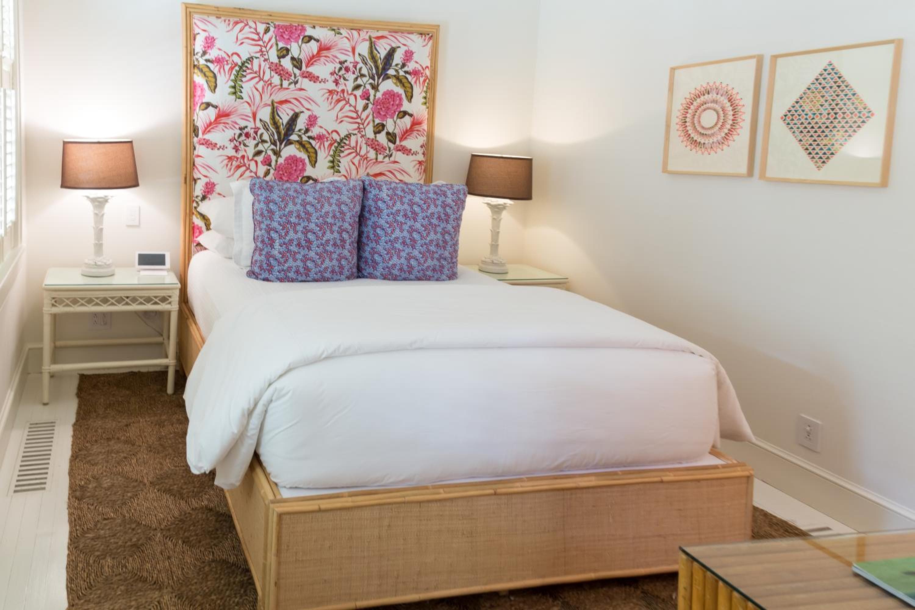 Eleven Bahama House