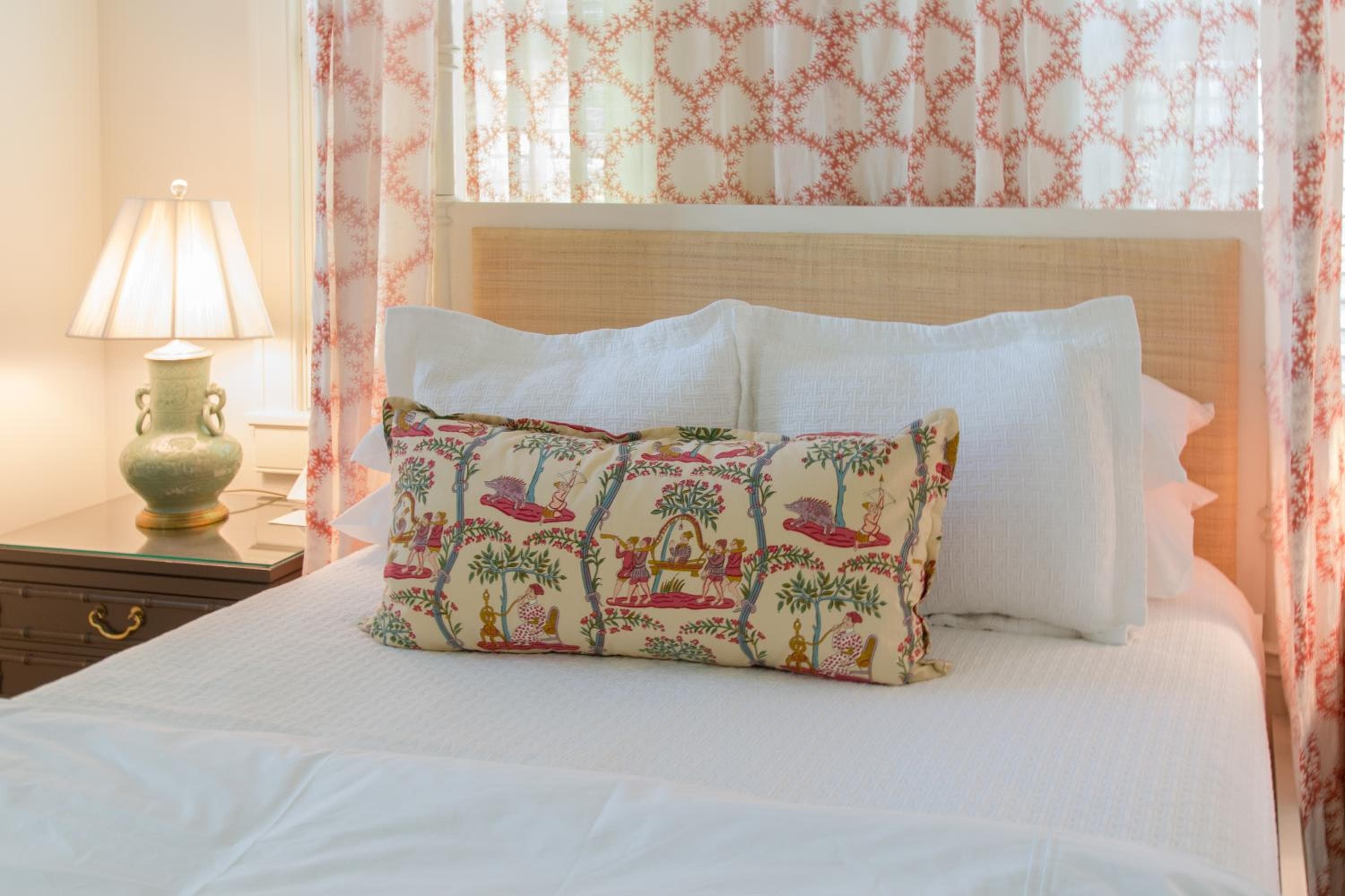 Eleven Bahama House