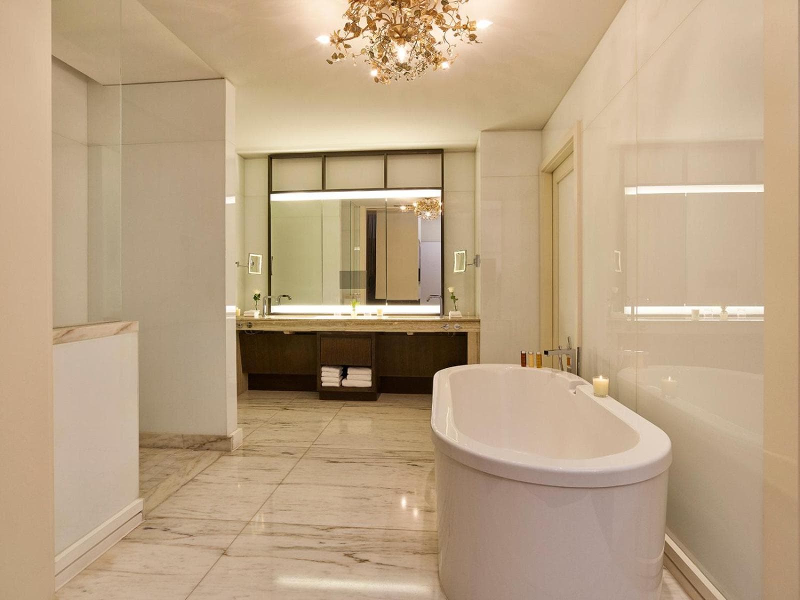 Hotel Bel-Air - Dorchester Collection