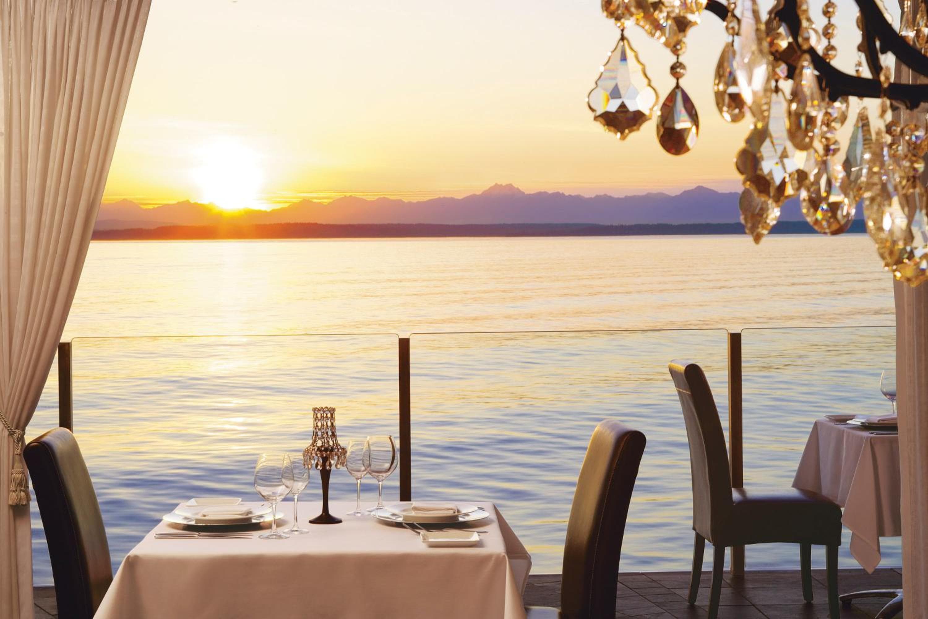 The Edgewater, a Noble House Hotel
