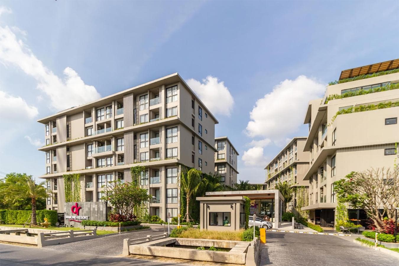 Diamond Condominium Bangtao Beach