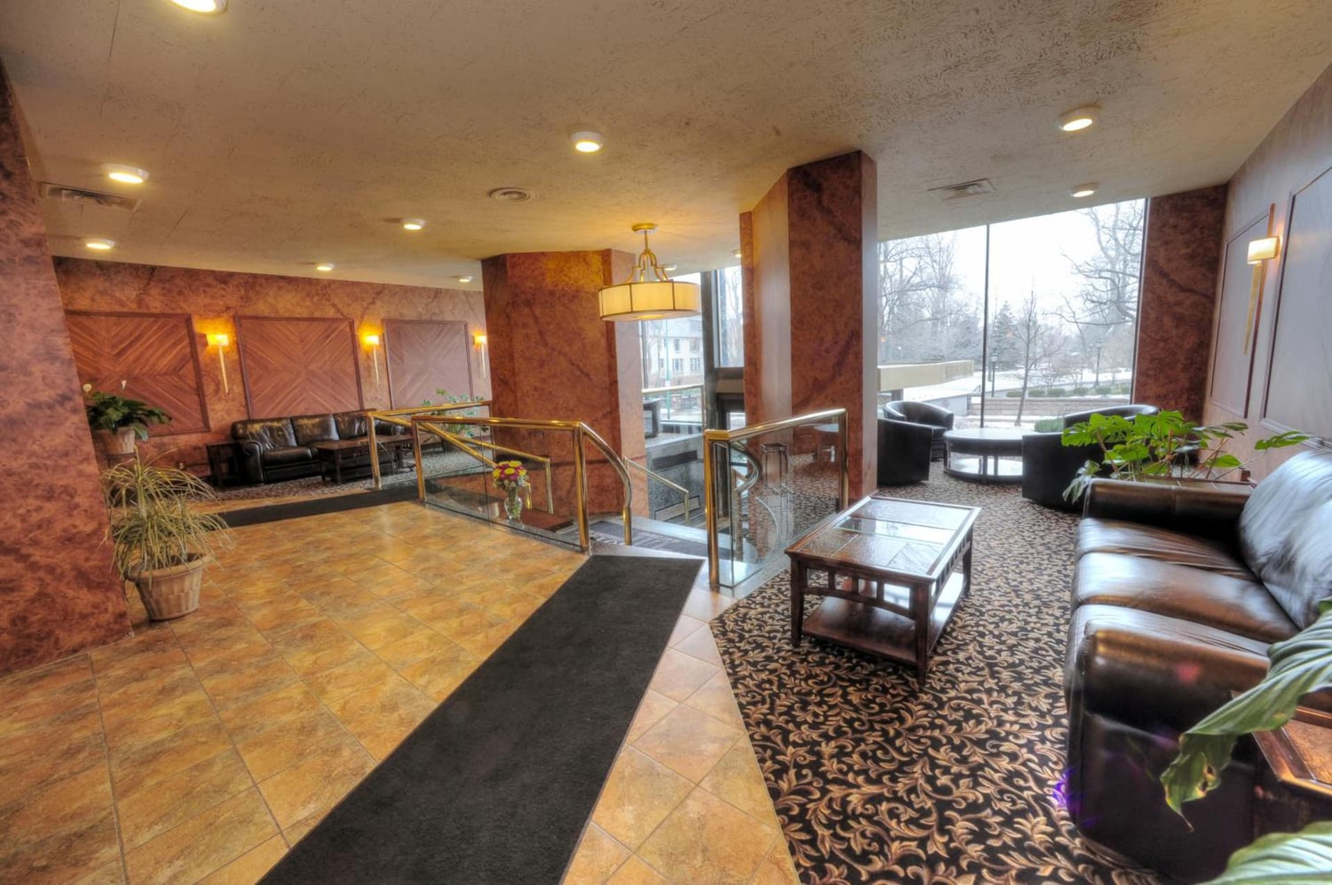 Lenox Hotel and Suites