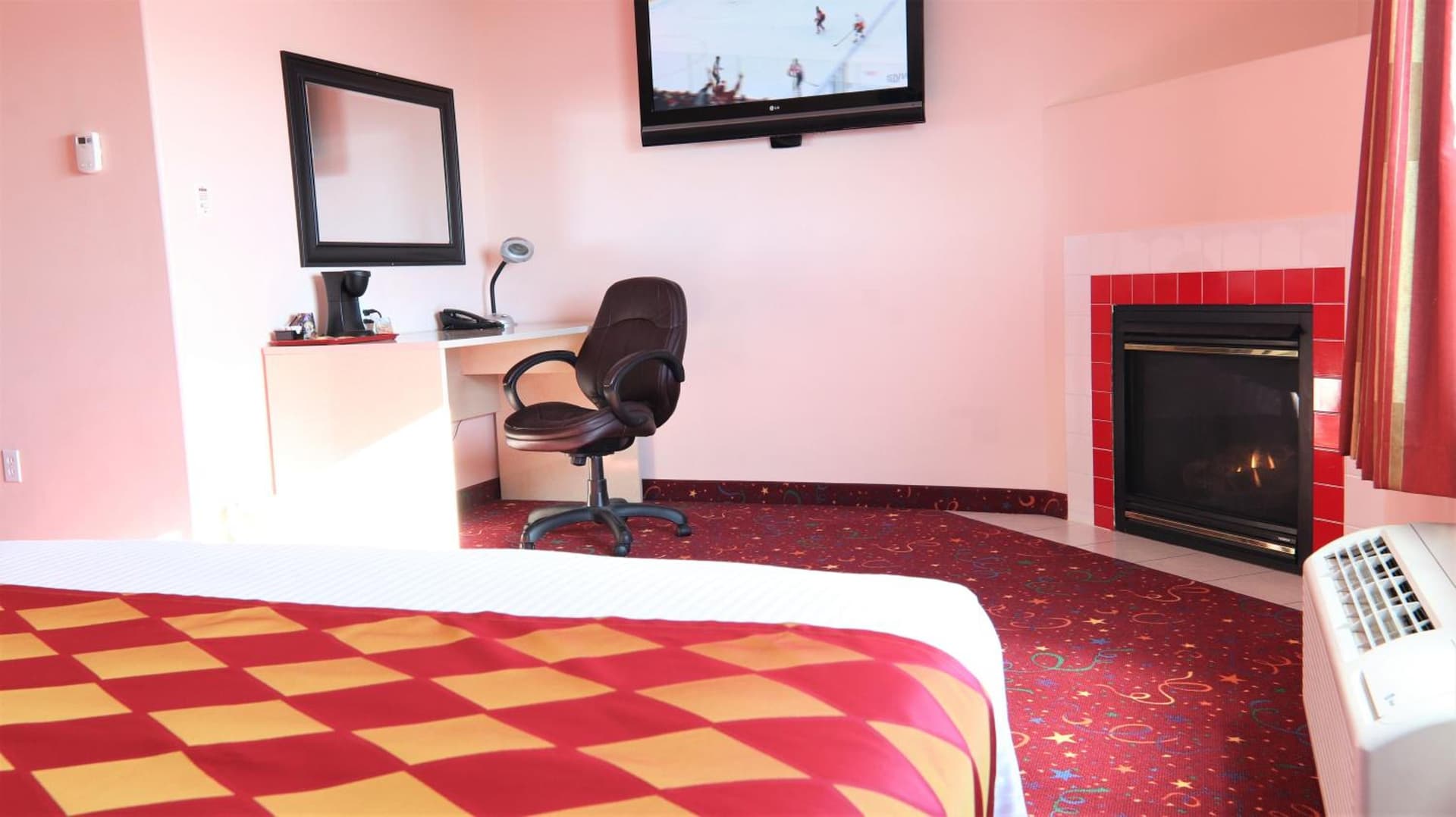 Crystal Star Inn Edmonton Airport with free shuttle to and from Airport