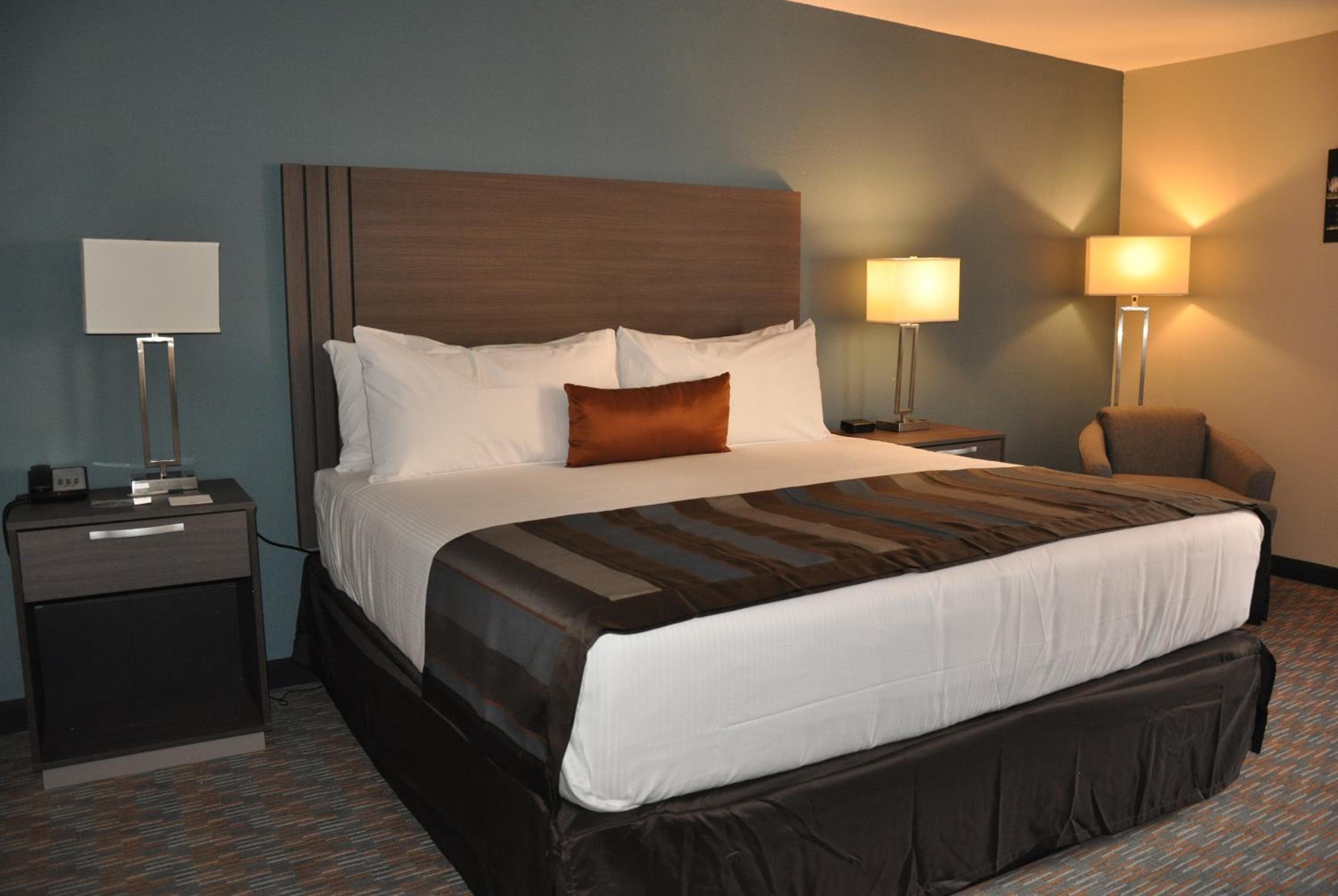 Nobile Hotel Parkway at Celebration Orlando Very Close to Disney Theme Parks
