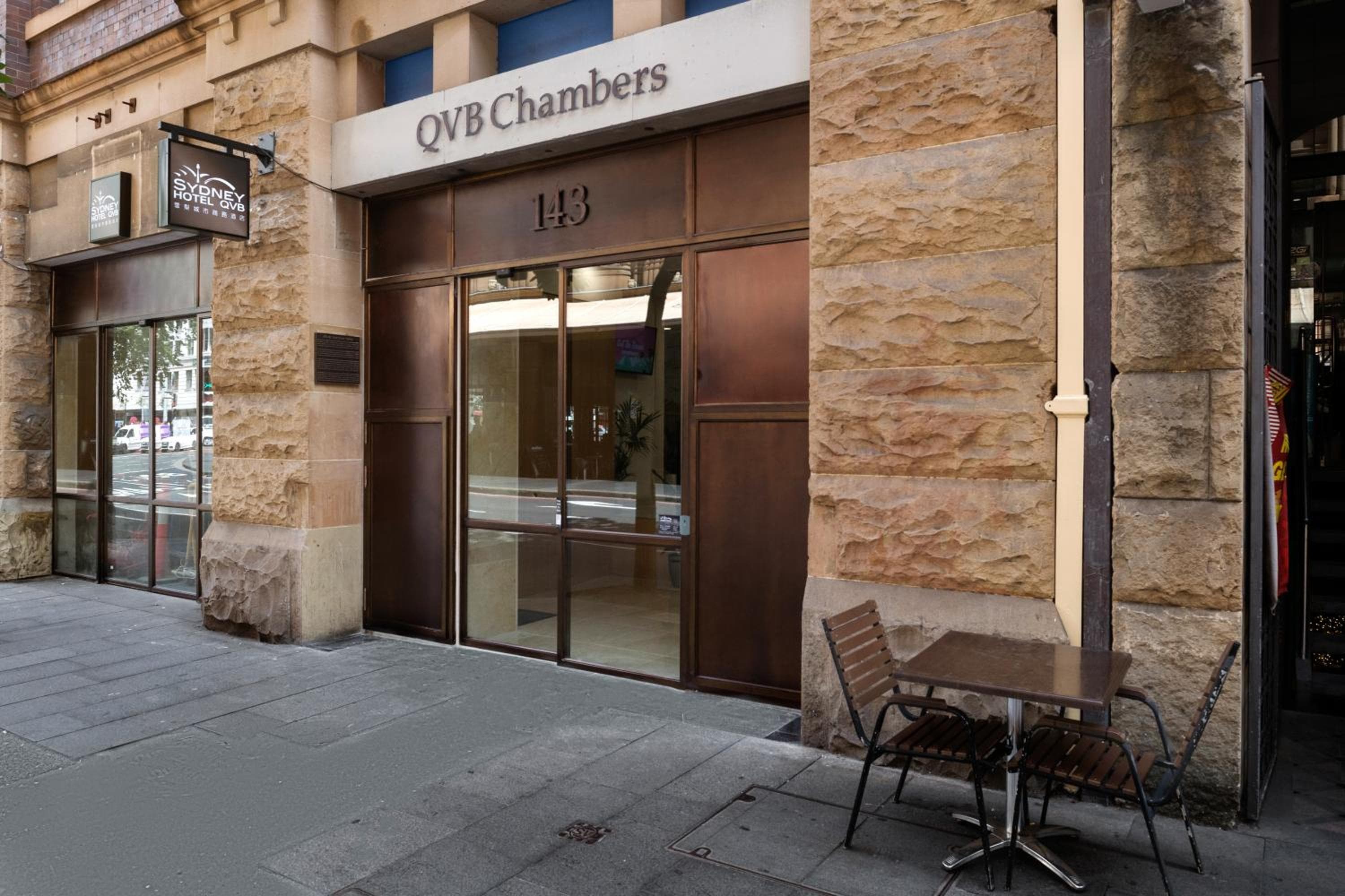 YEHS Hotel Sydney QVB