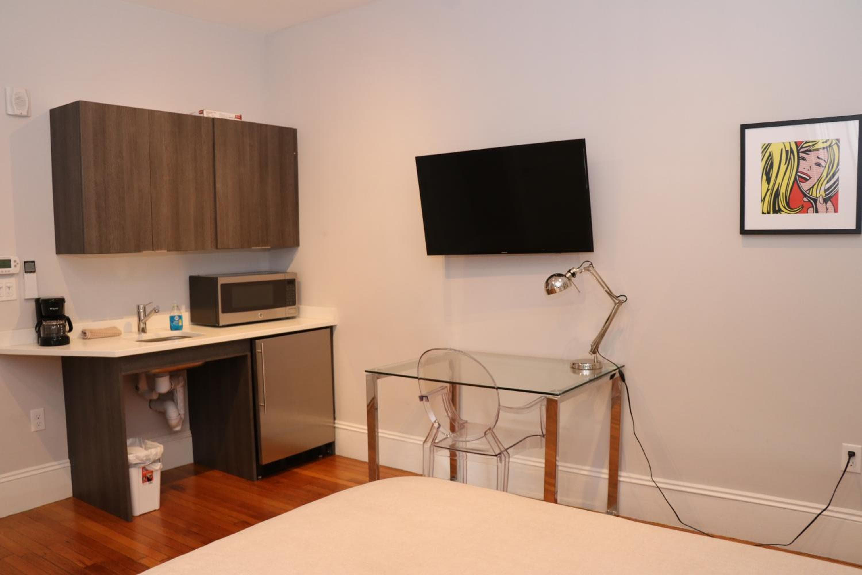 A Stylish Stay w/ a Queen Bed, Heated Floors.. #11