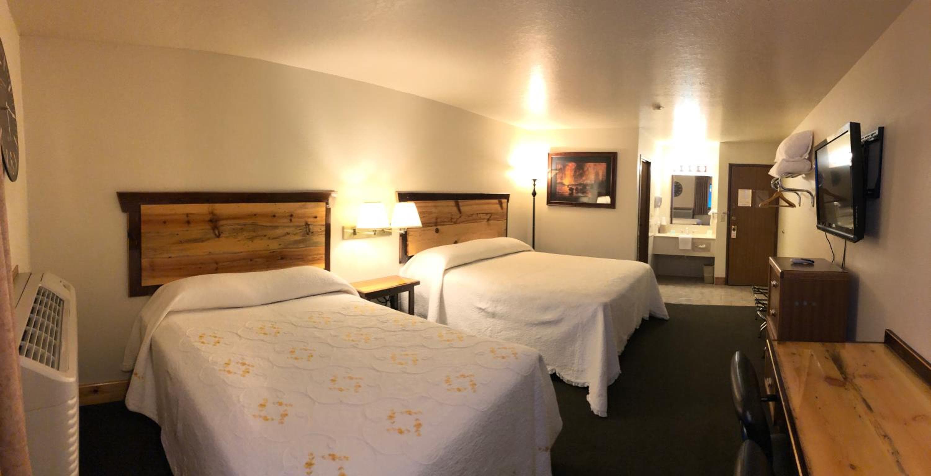 Yellowstone Village Inn and Suites