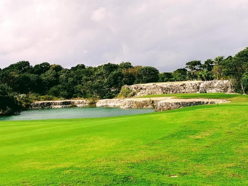 Bahia Principe & Golf Residences (Terrazas Condo)
