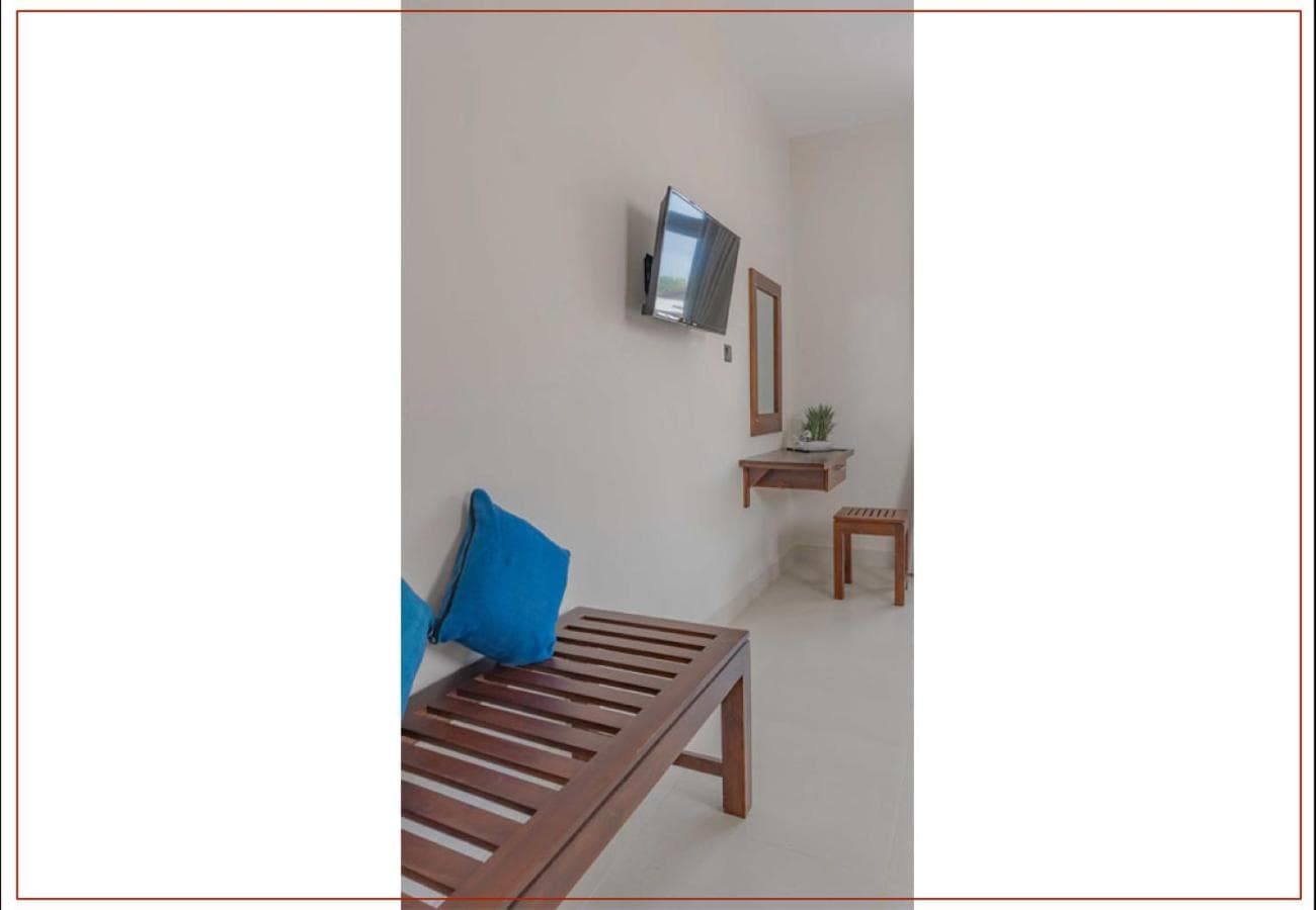 Hive 68 Hotel and Resorts - Negombo