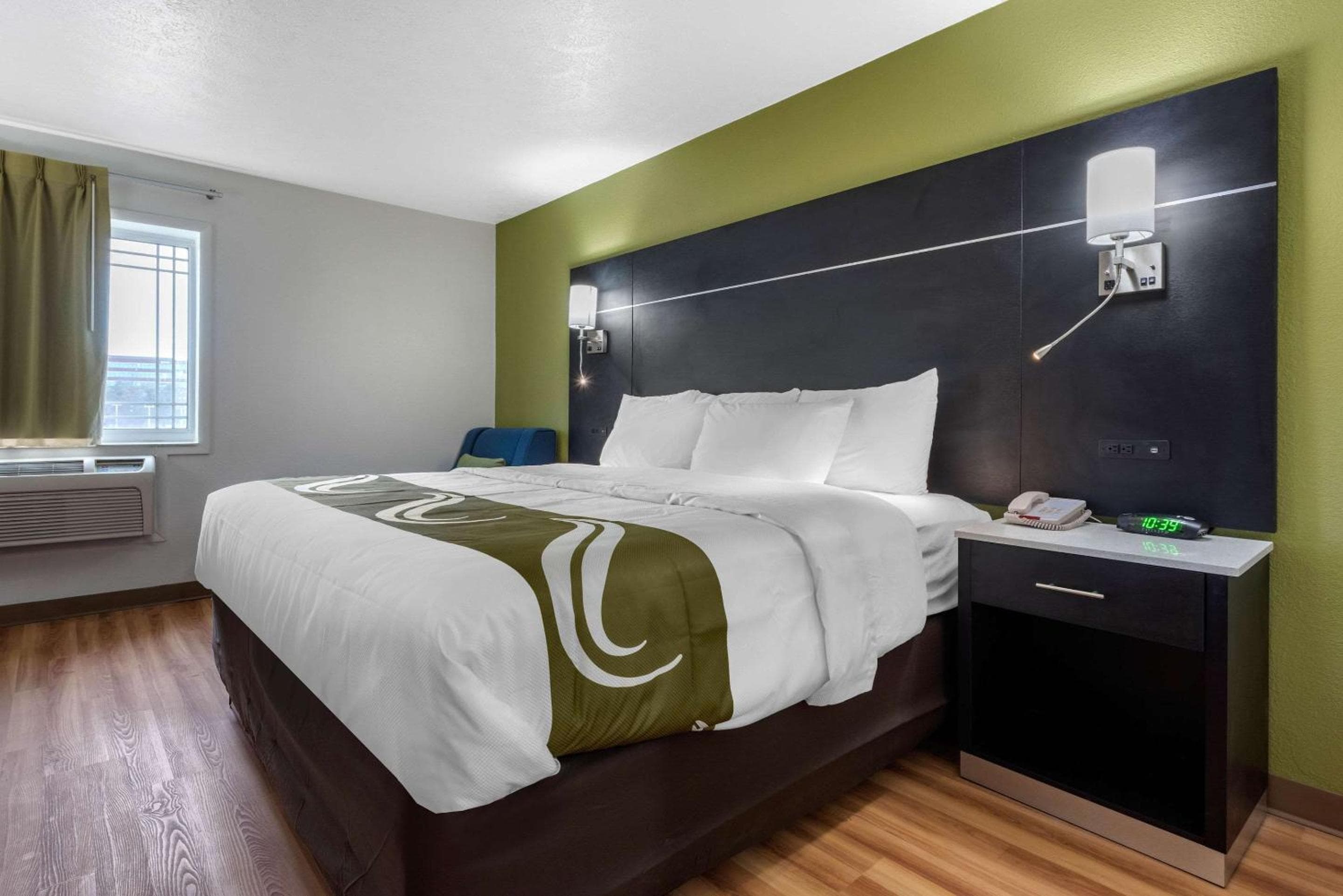 Quality Inn Coraopolis - Pittsburgh Airport