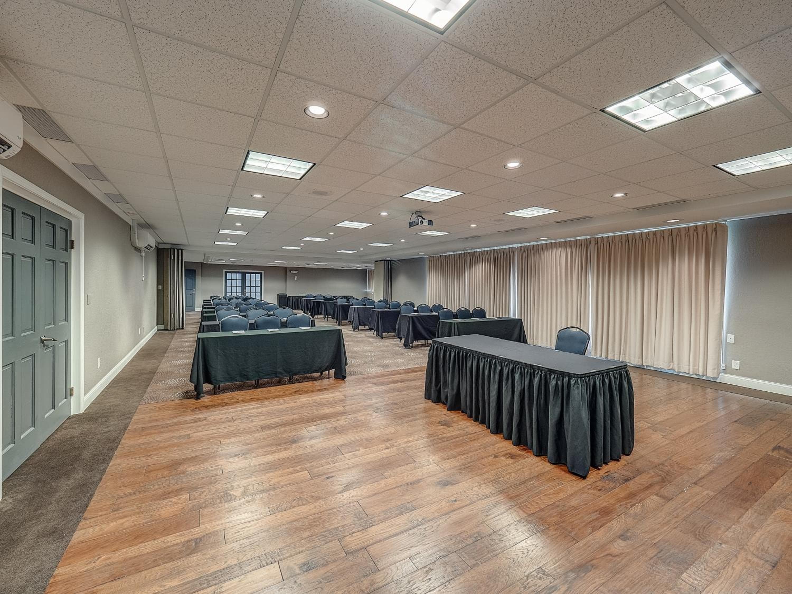 Red Lion Inn & Suites Urbana