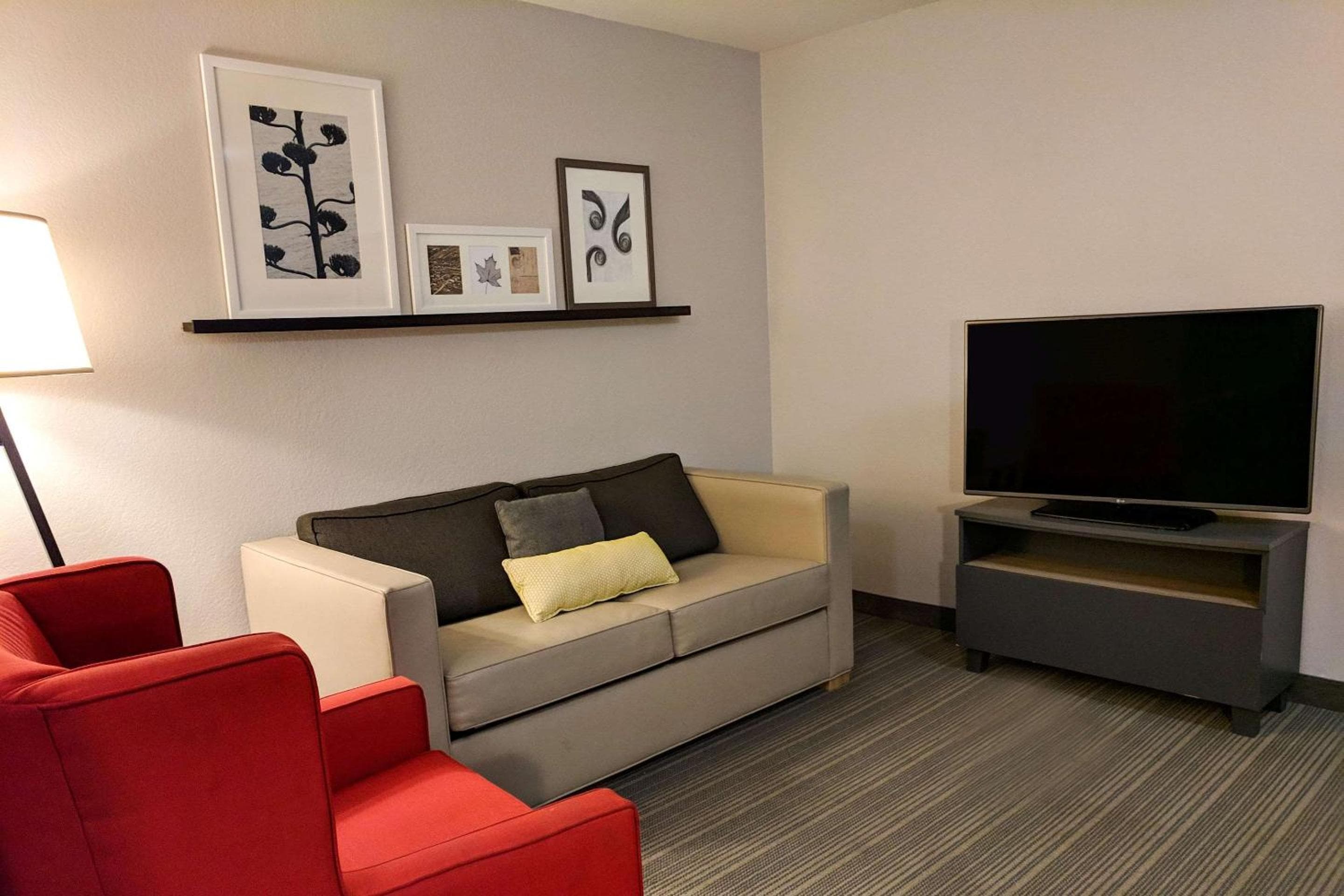 Comfort Inn & Suites Slidell - New Orleans Area