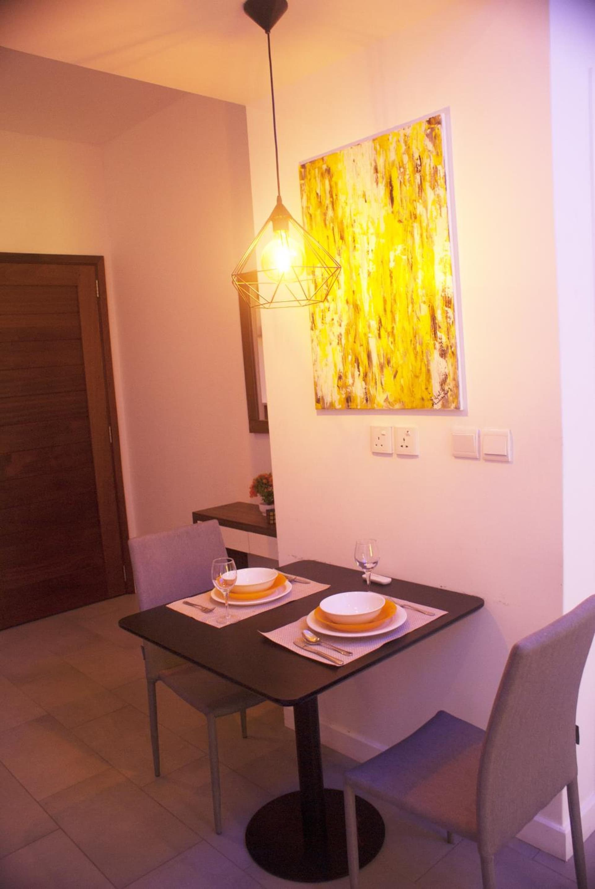 Studio 103, Ebene Square