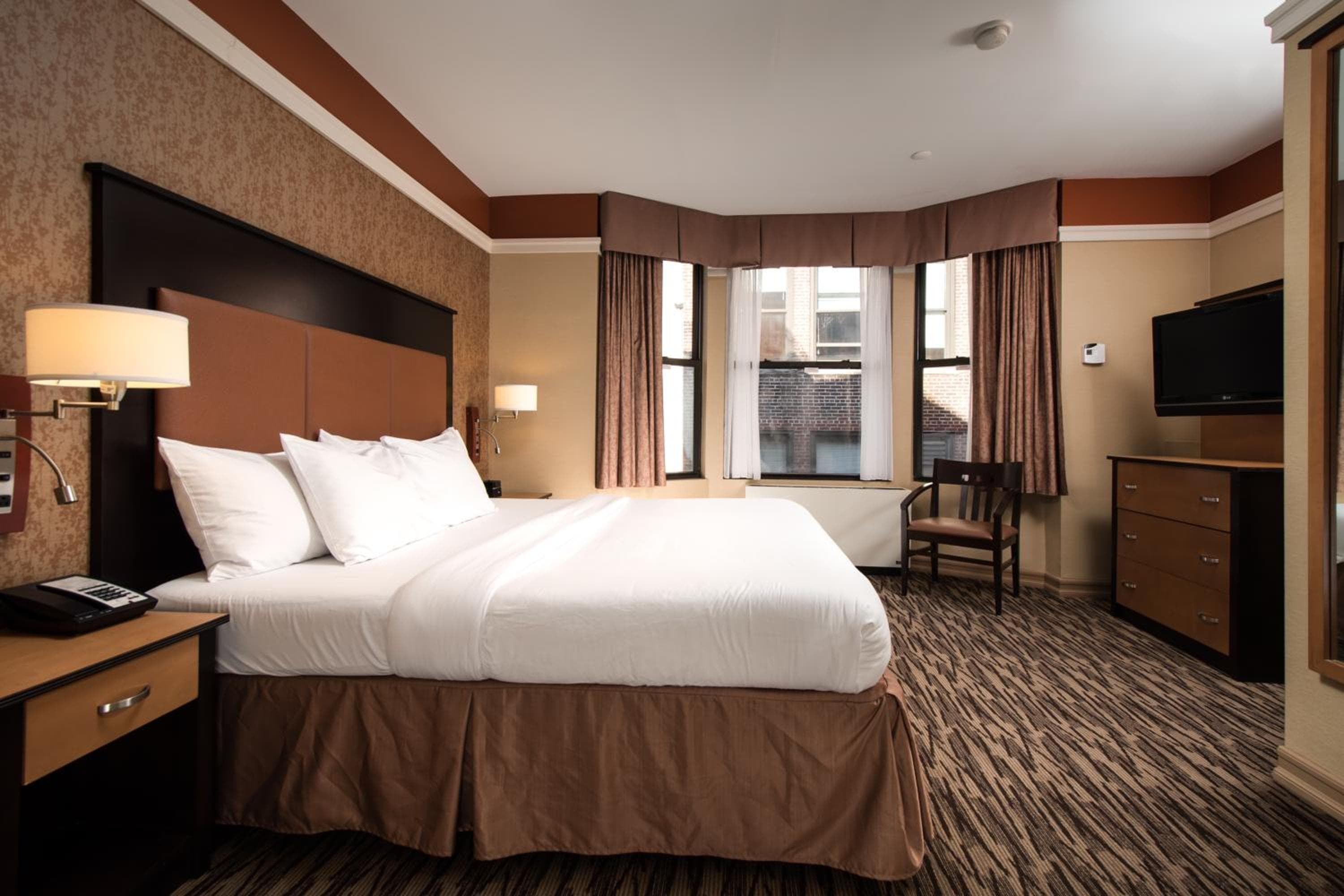 The Hotel at Fifth Avenue