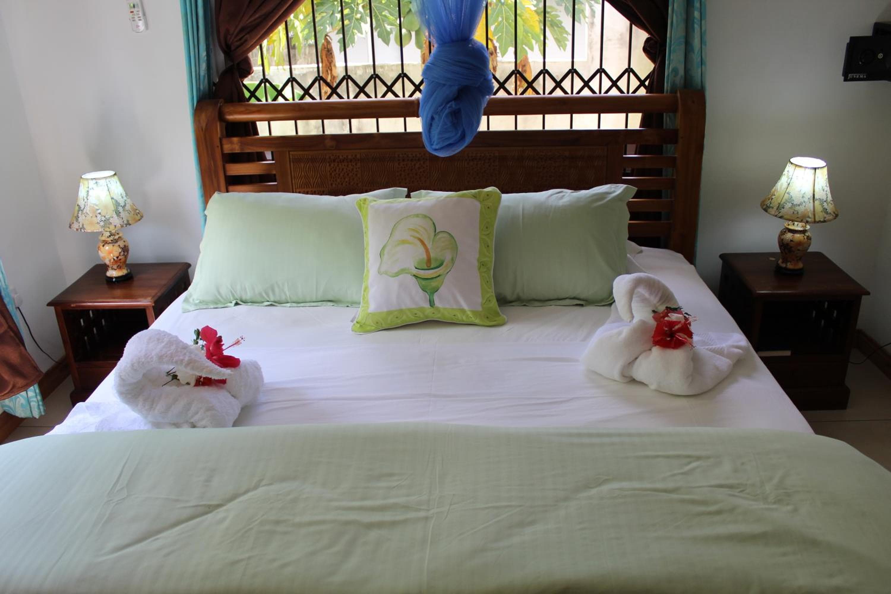 Farida Apartments