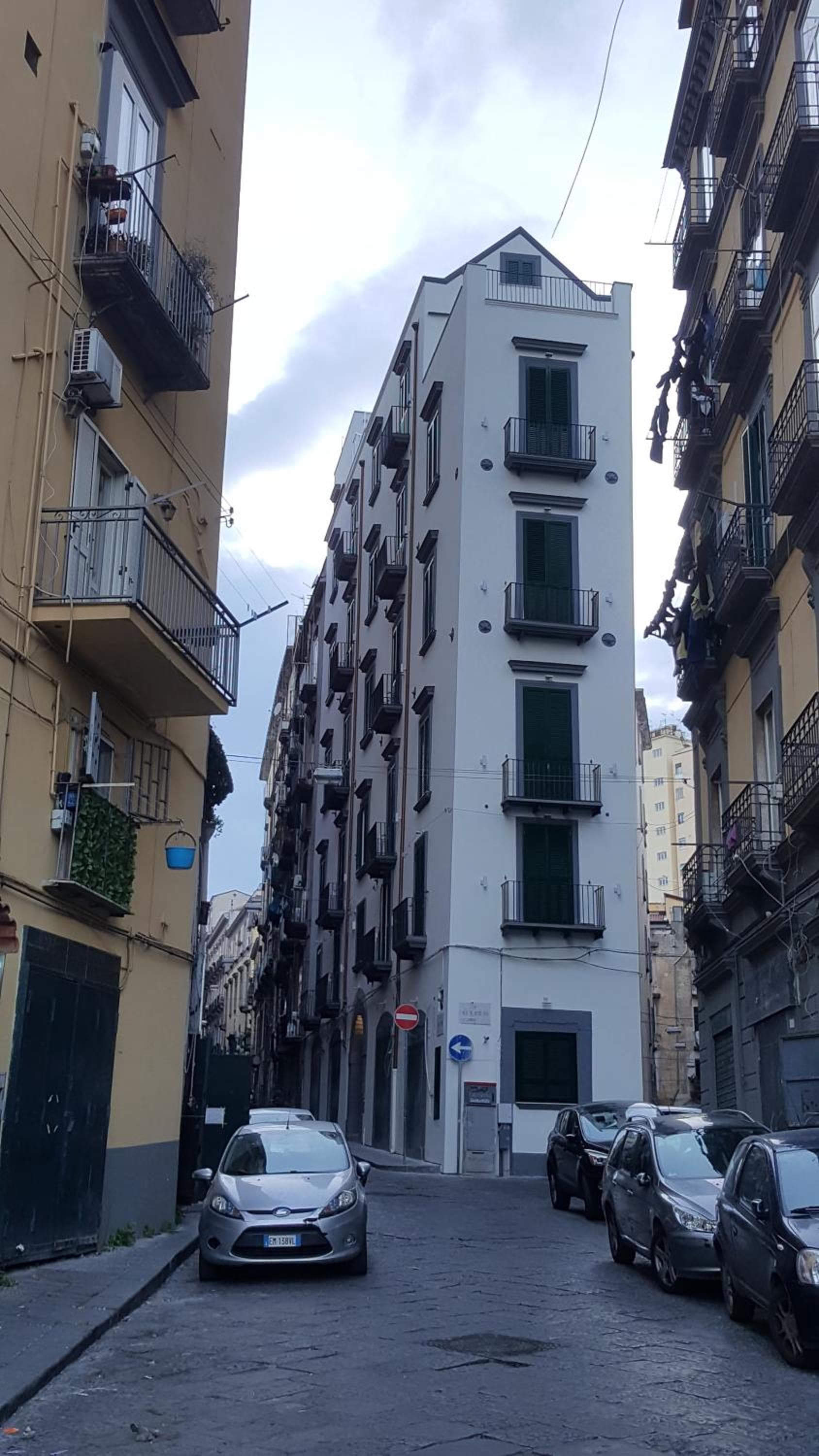Palazzo Settembrini 49