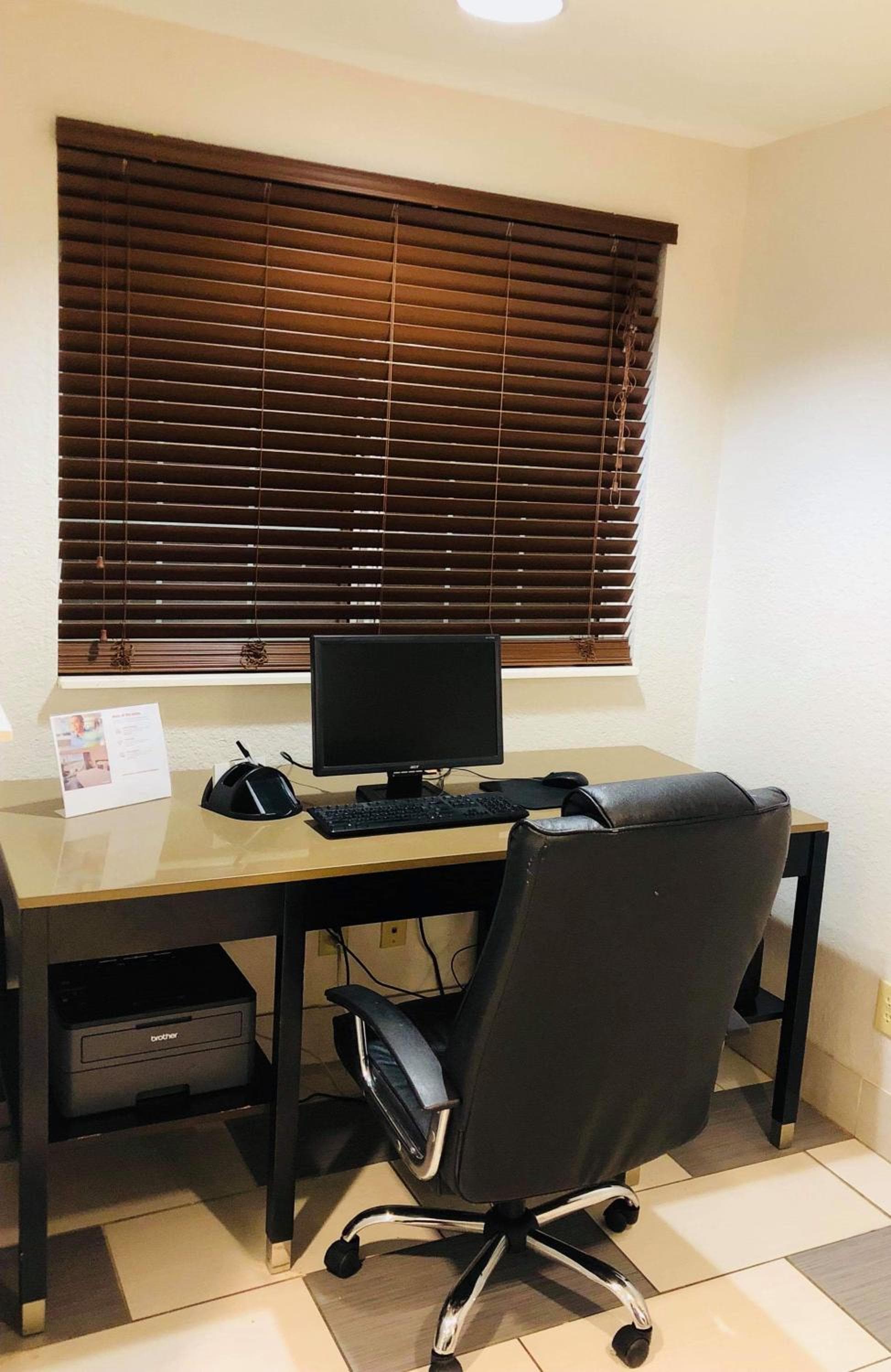 Country Inn & Suites by Radisson, DFW Airport South, TX