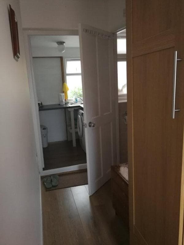 Rest room near to Heathrow Airport