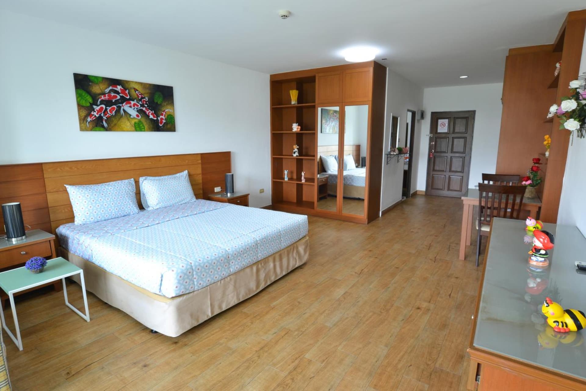 Condo Express View Talay 6