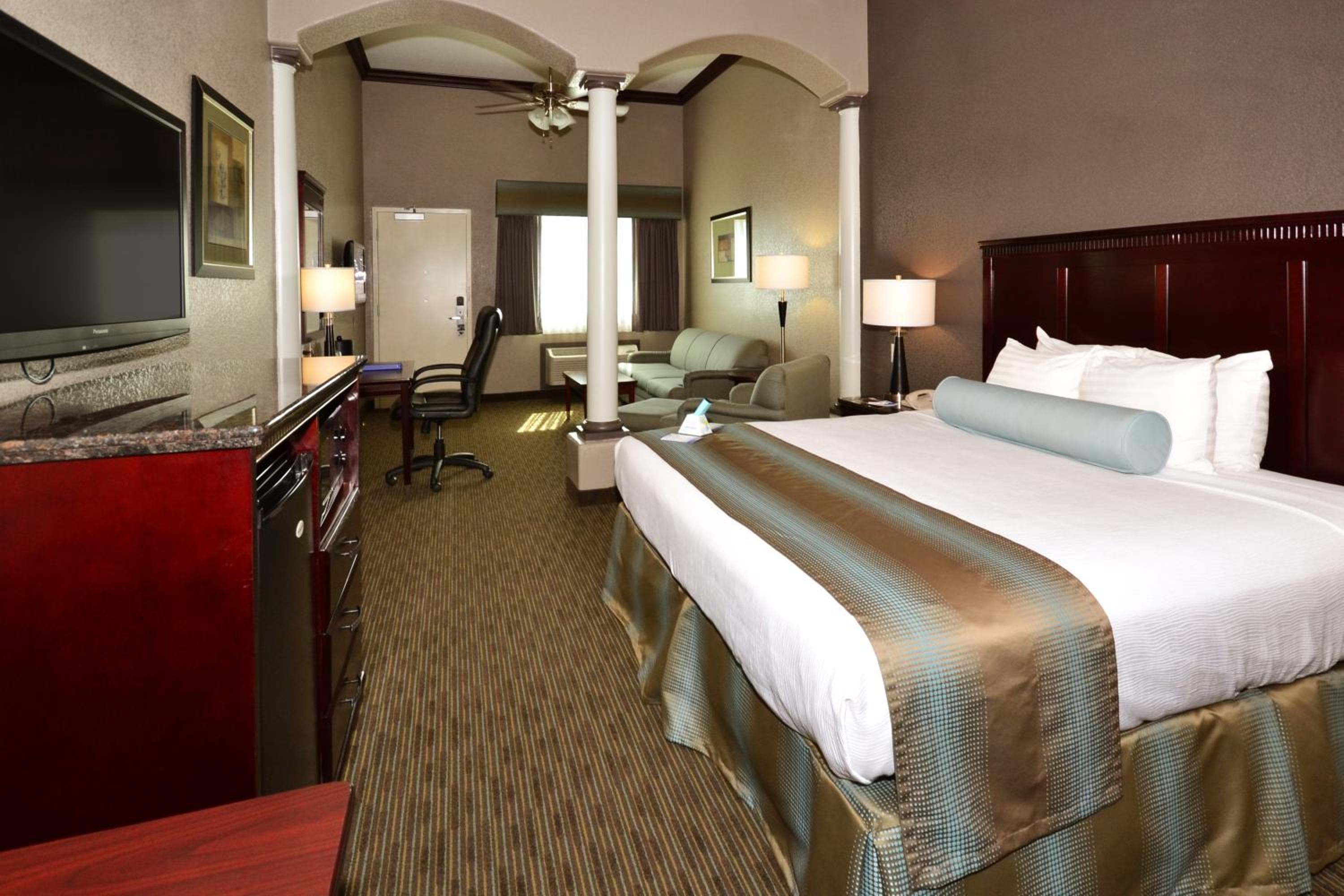 Best Western Plus Main Street Inn