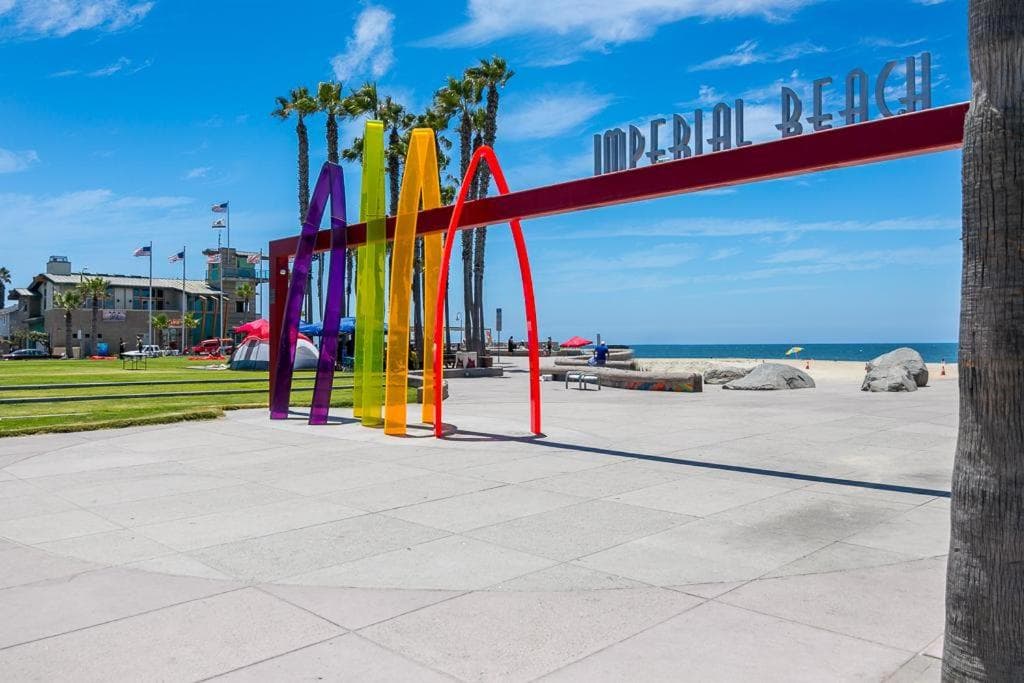Ocean View 3 Bedrooms Condo, just steps from the park, pier & water!
