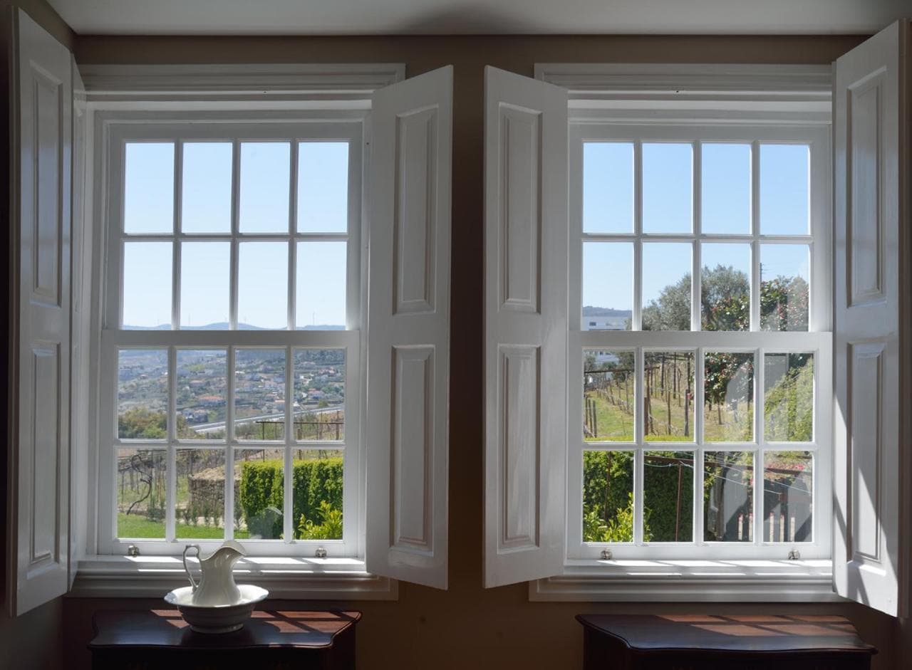 Quinta da Portela - Casa Visconde Arneiros - by RowdHouses