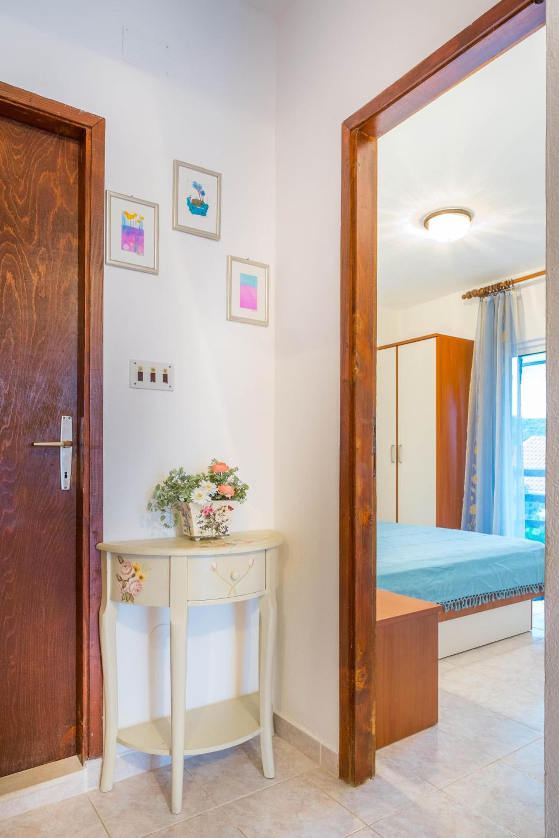 Silver Beach Apartments Vis