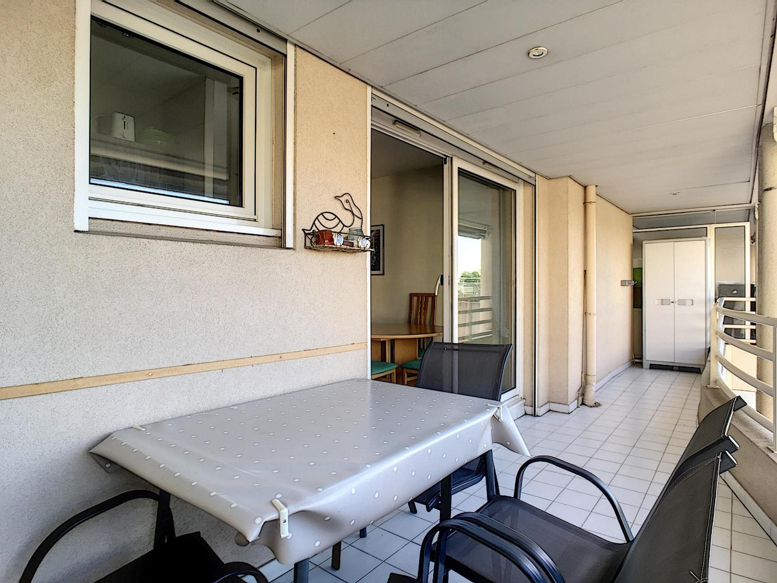 Cozy Apartment sea view Air Cond