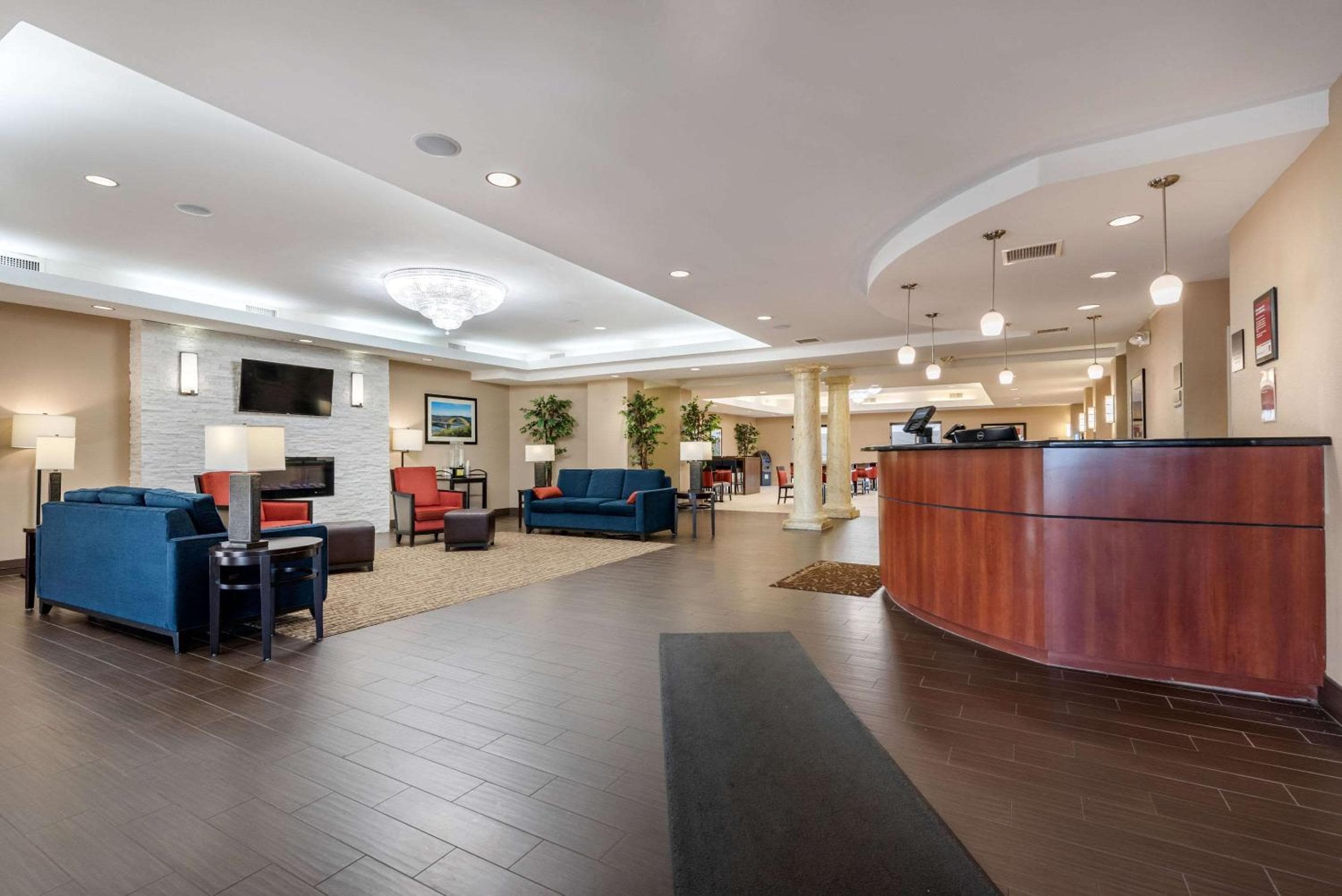 Holiday Inn Express & Suites Hebron - Cincinnati Airport by IHG