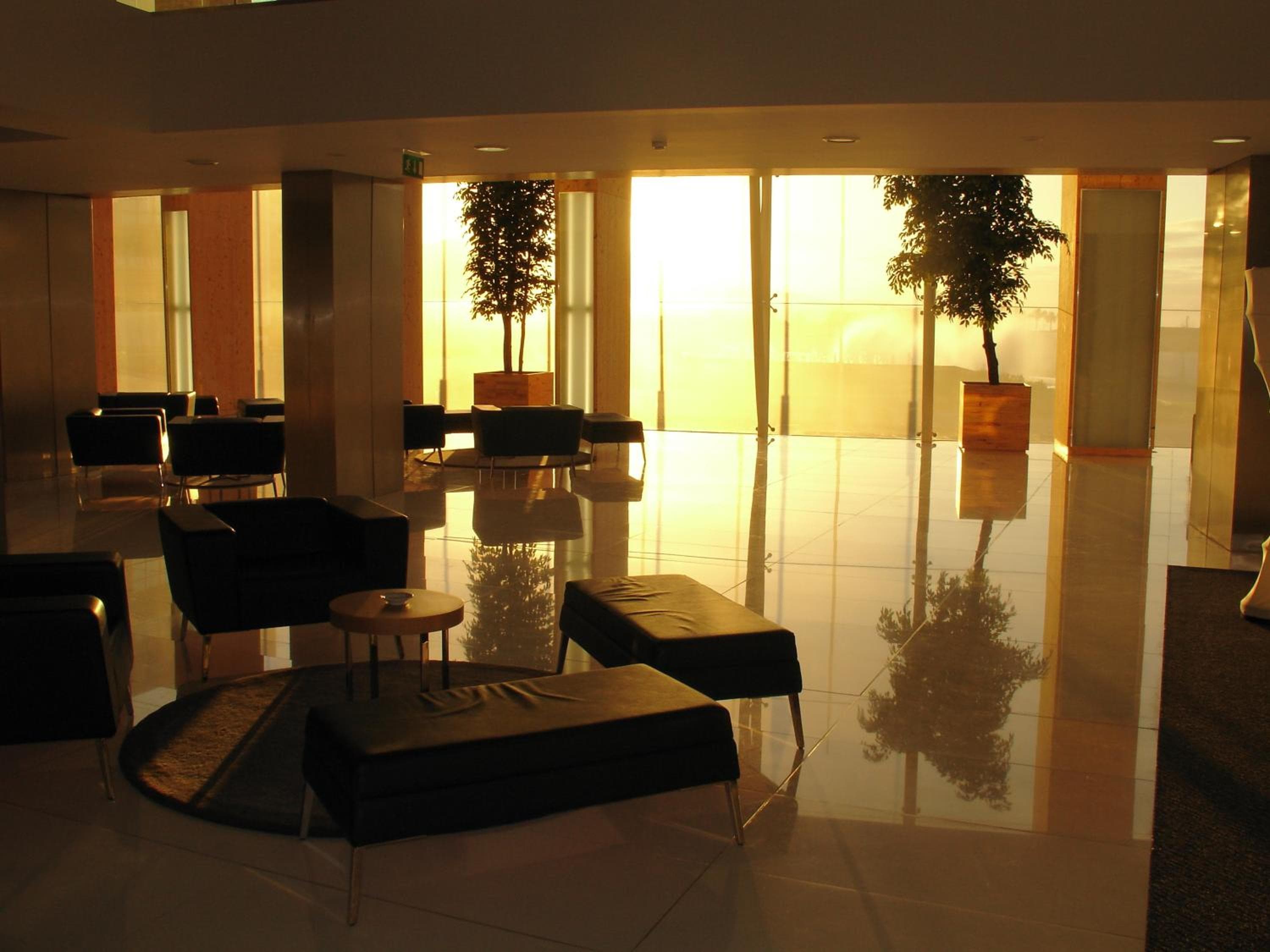 VIP Executive Azores Hotel