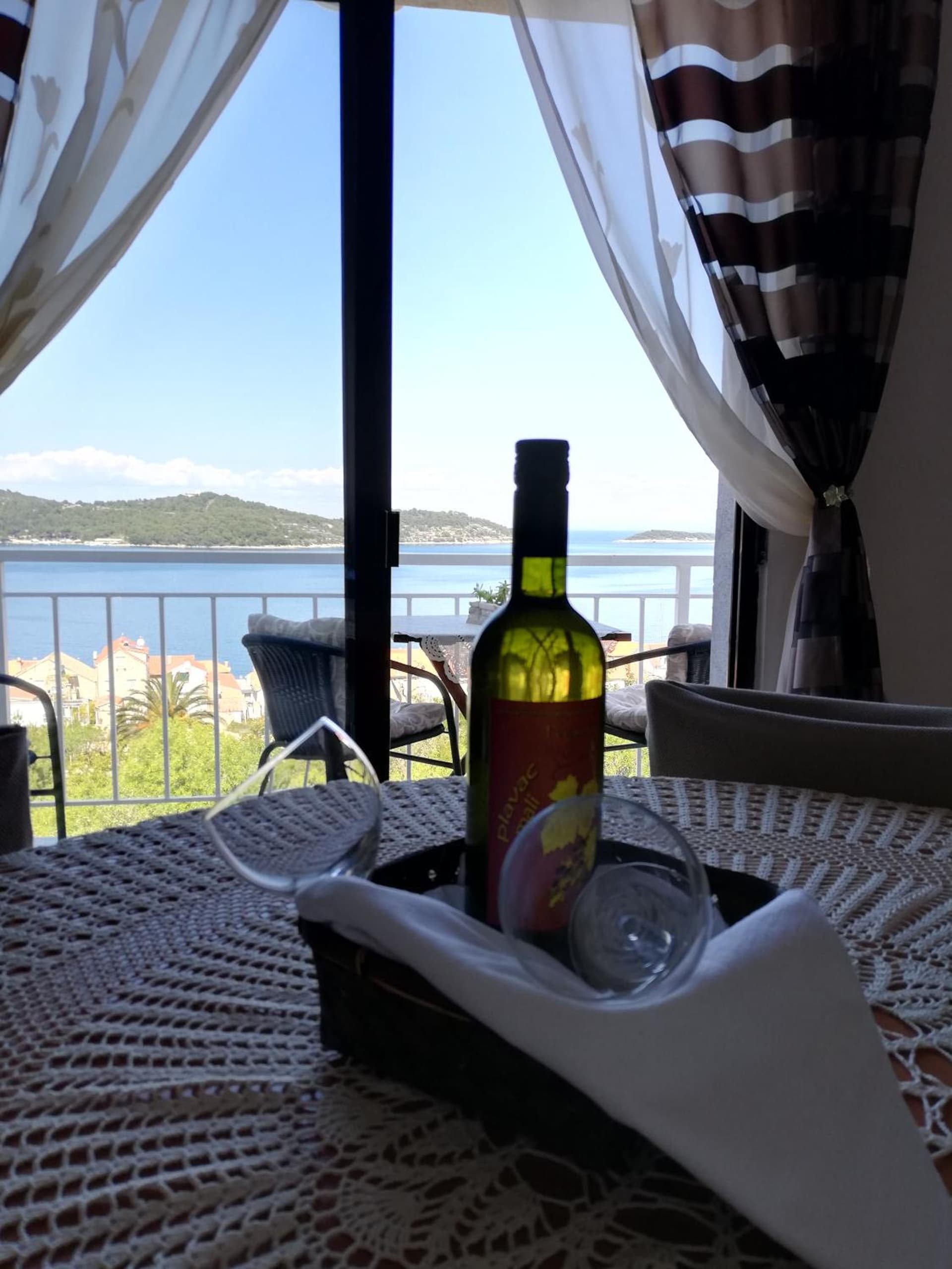 Apartment Pečarević - a holiday with a stunning view