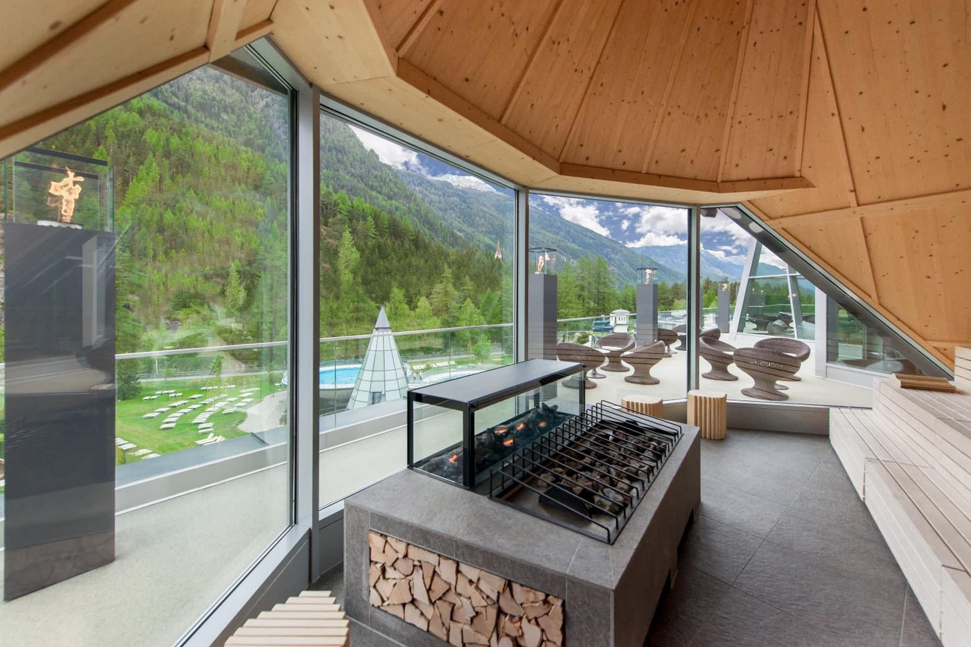 Aqua Dome 4 Sterne Superior Hotel & Tirol Therme Längenfeld