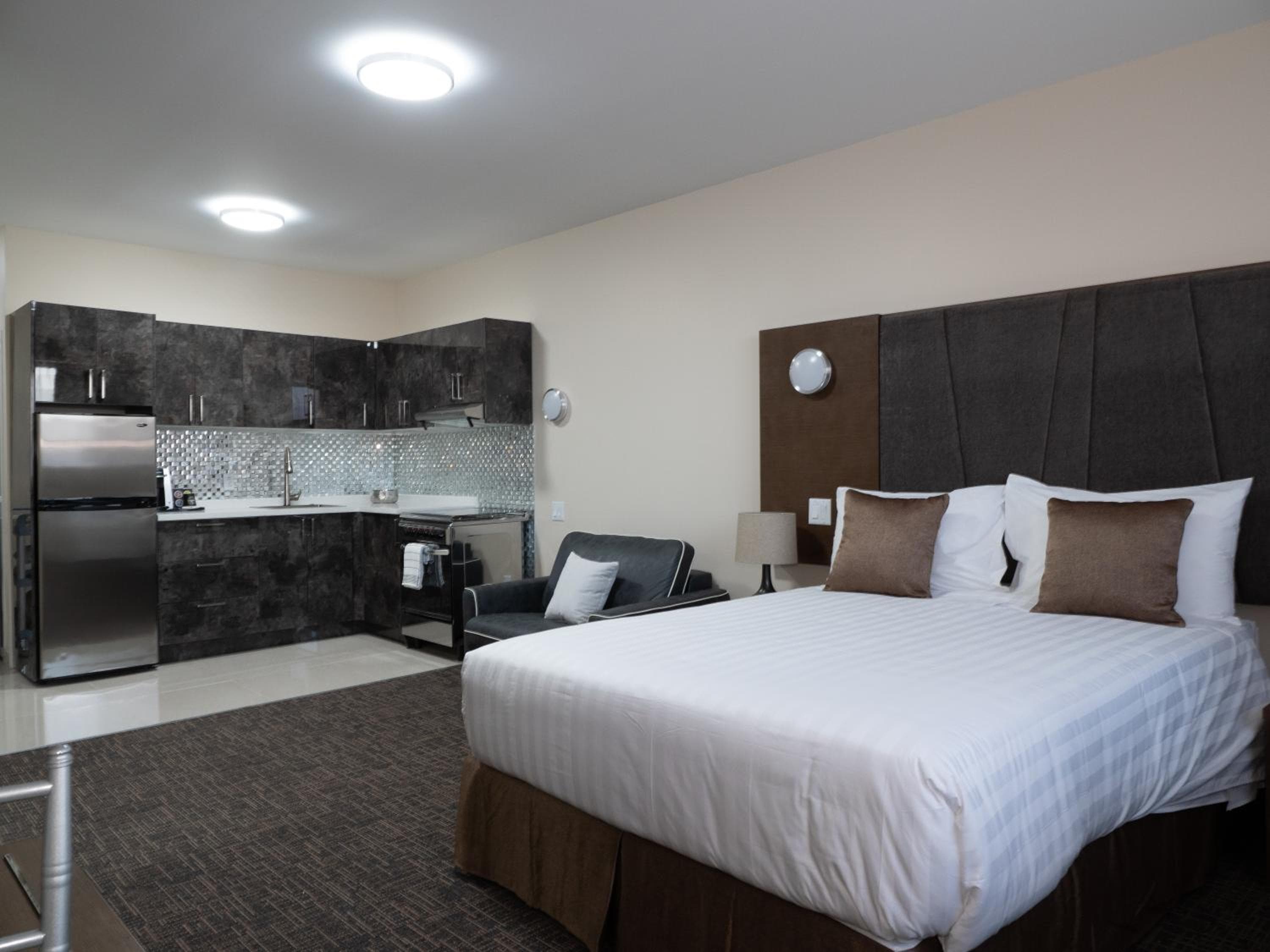 Hotel Montreal Metropolitan, an Ascend Collection Hotel