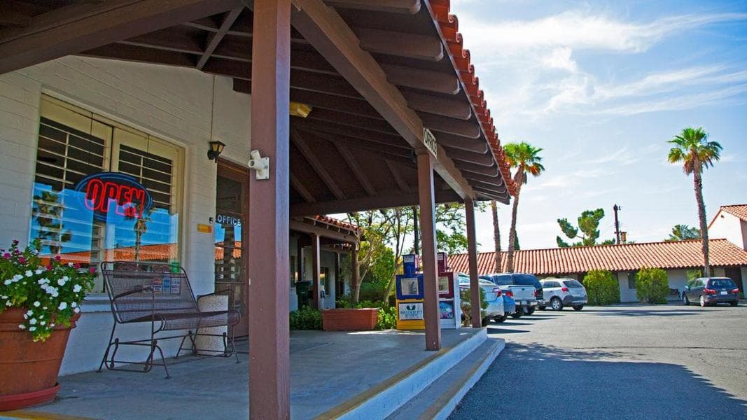 El Rancho Boulder Motel