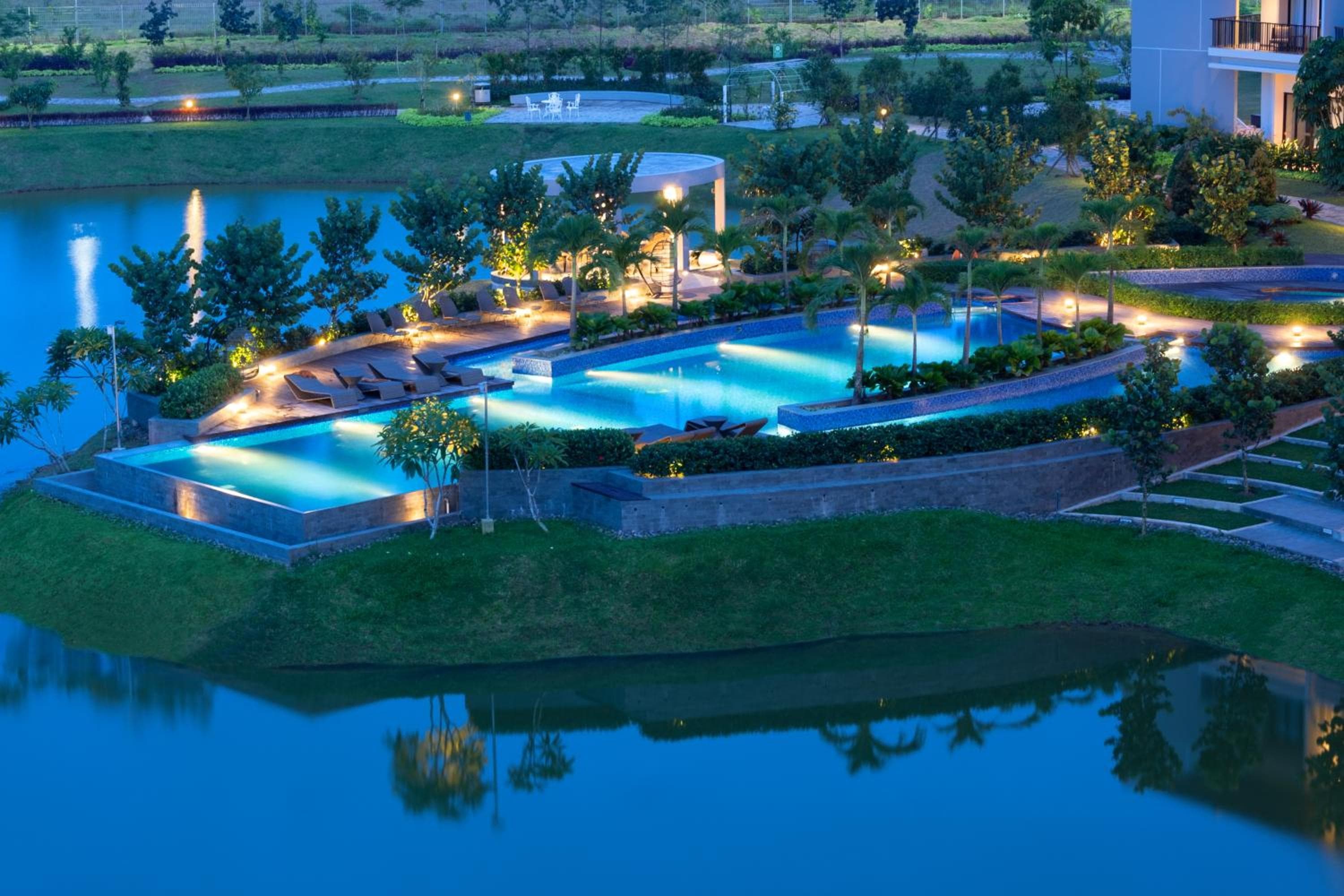 Hotel Santika Premiere Bandara Palembang