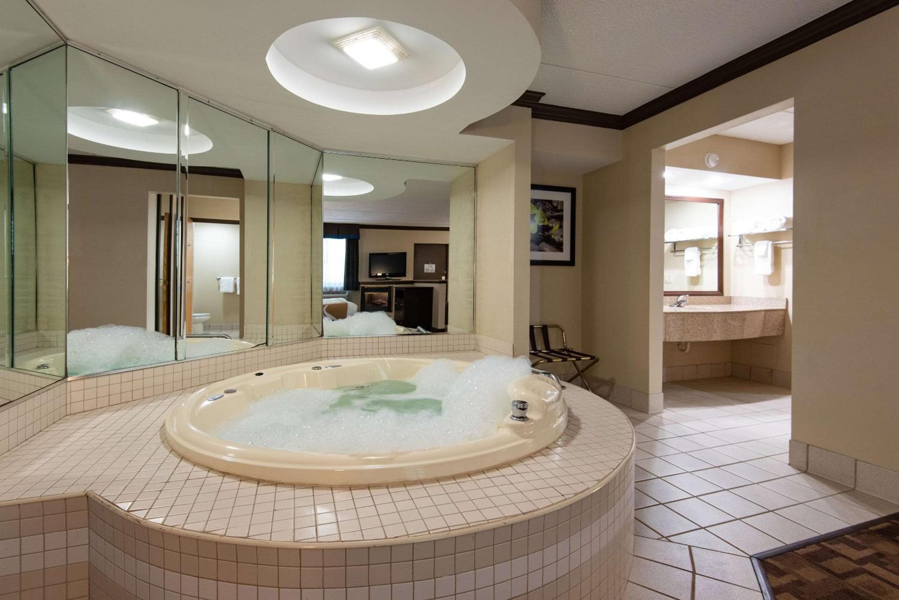 Quality Inn & Suites Quakertown-Allentown