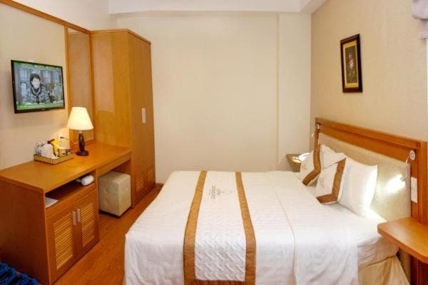 Dendro beachfront Hotel