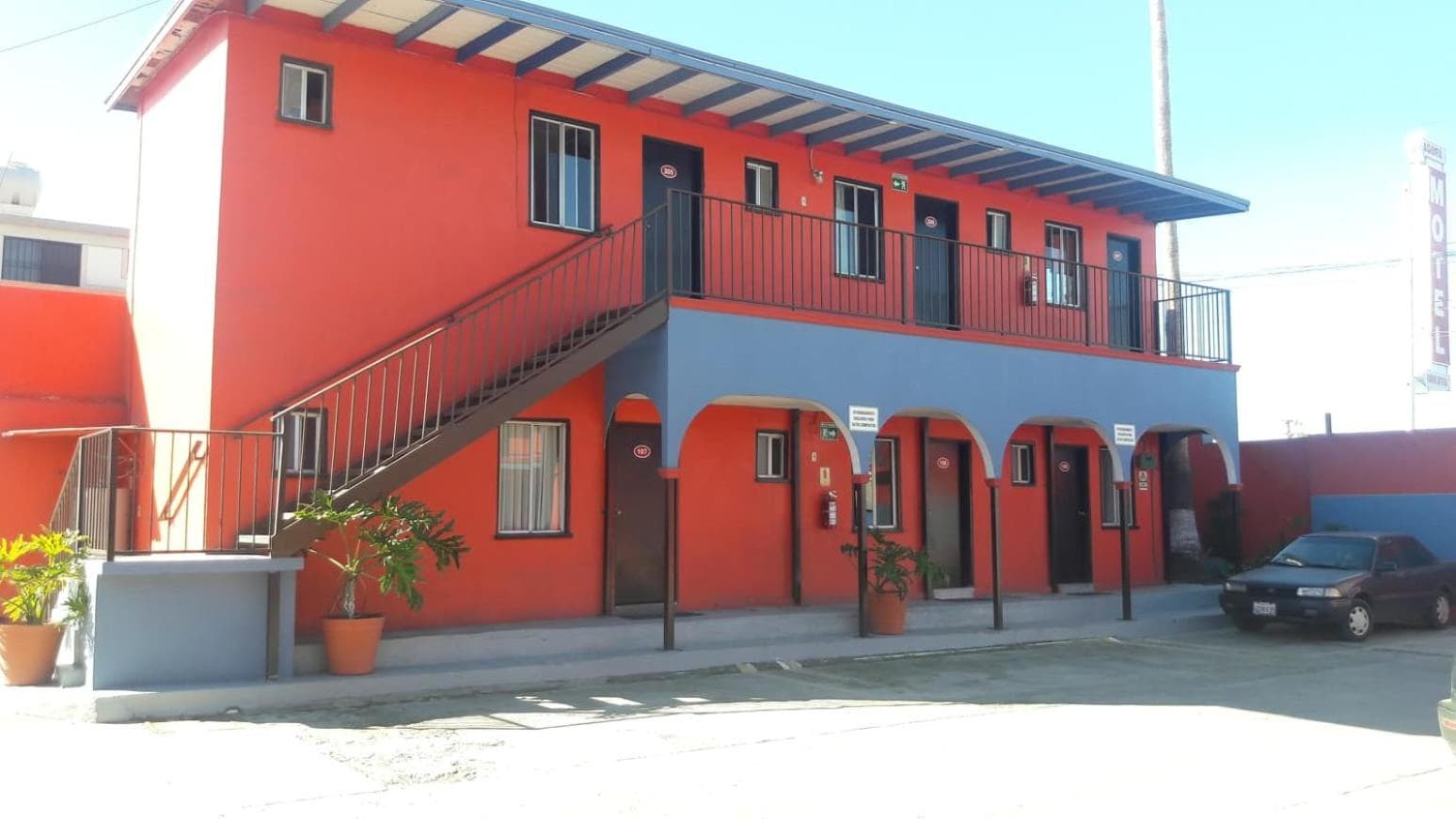 Hotel Agora