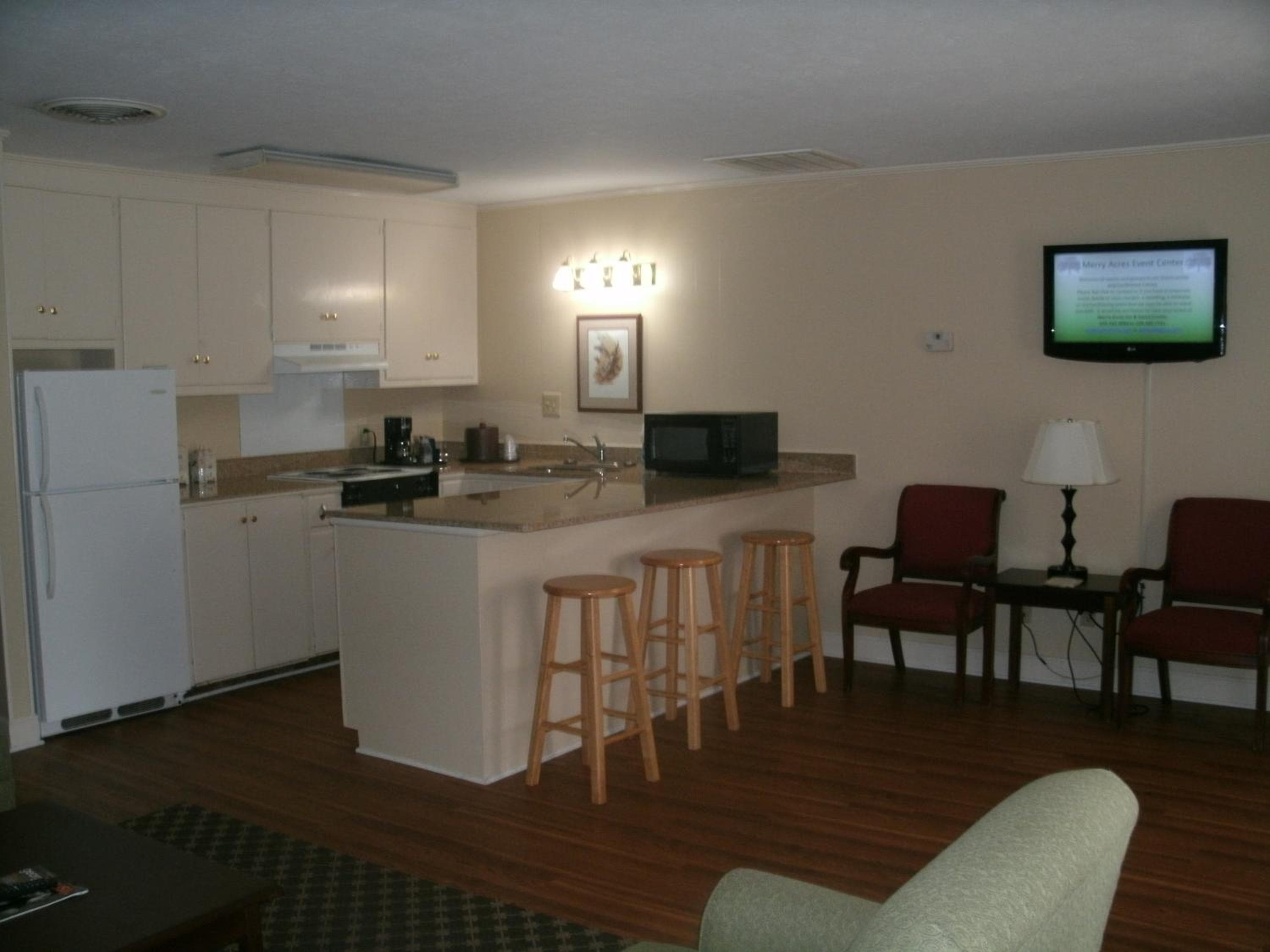 Merry Acres Inn