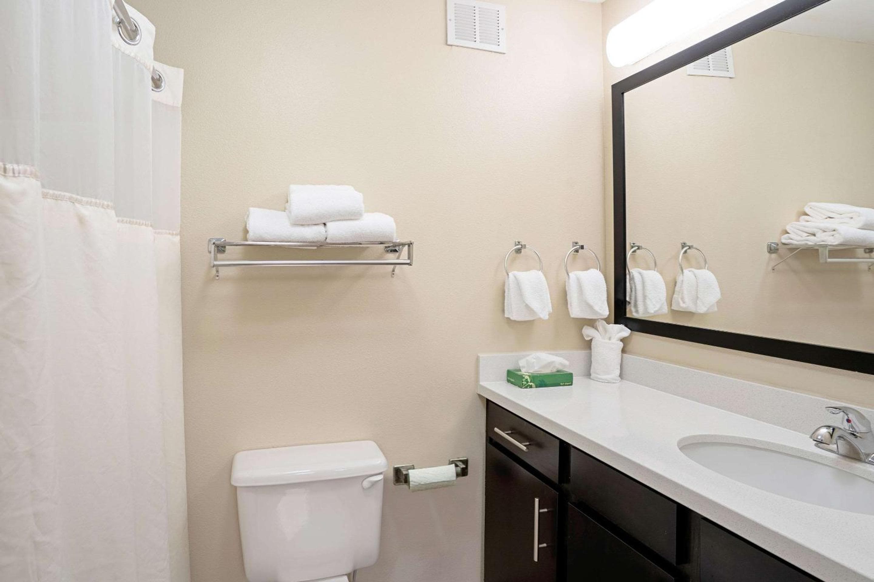 MainStay Suites Chattanooga Hamilton Place