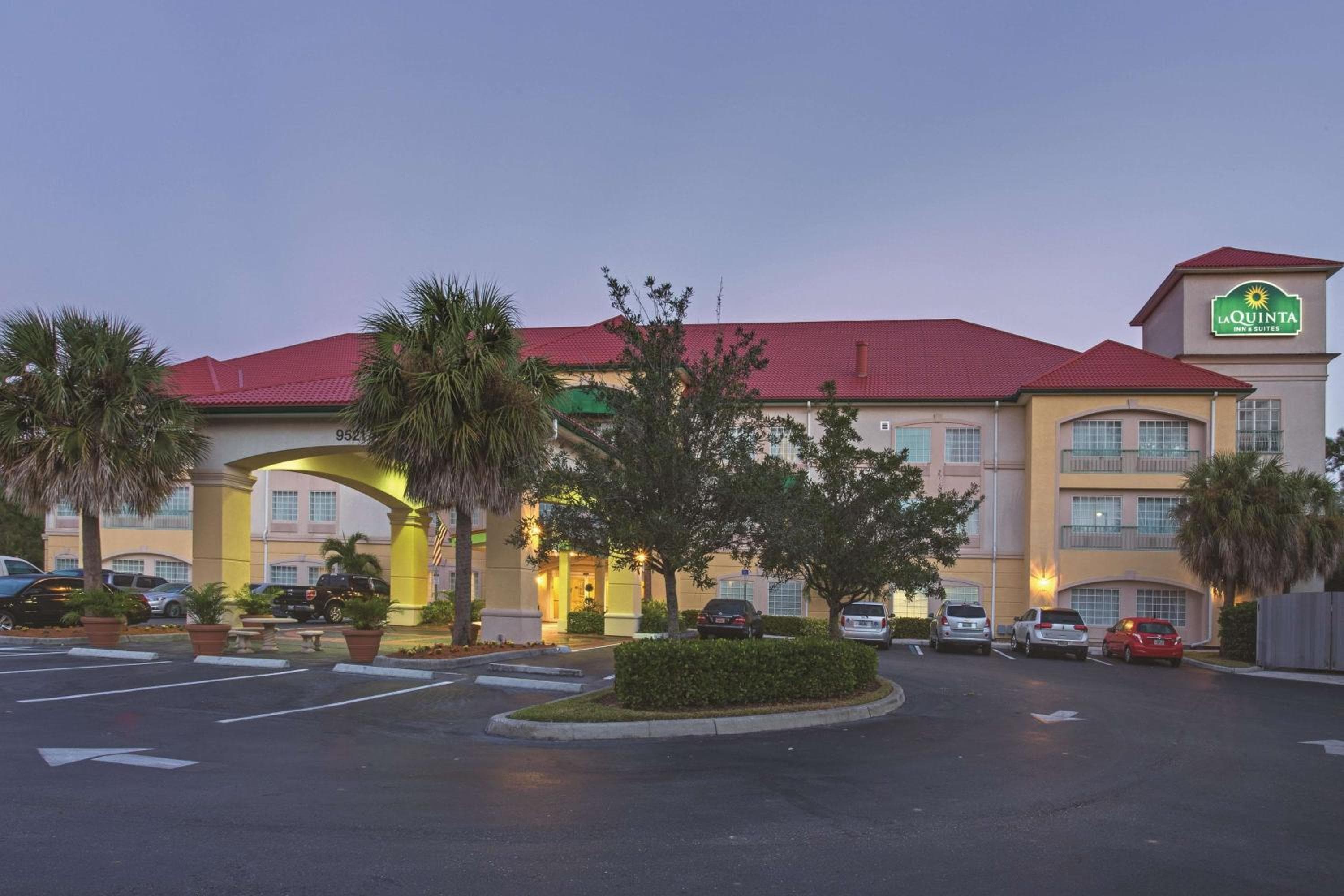 Stay Well Inn & Suites