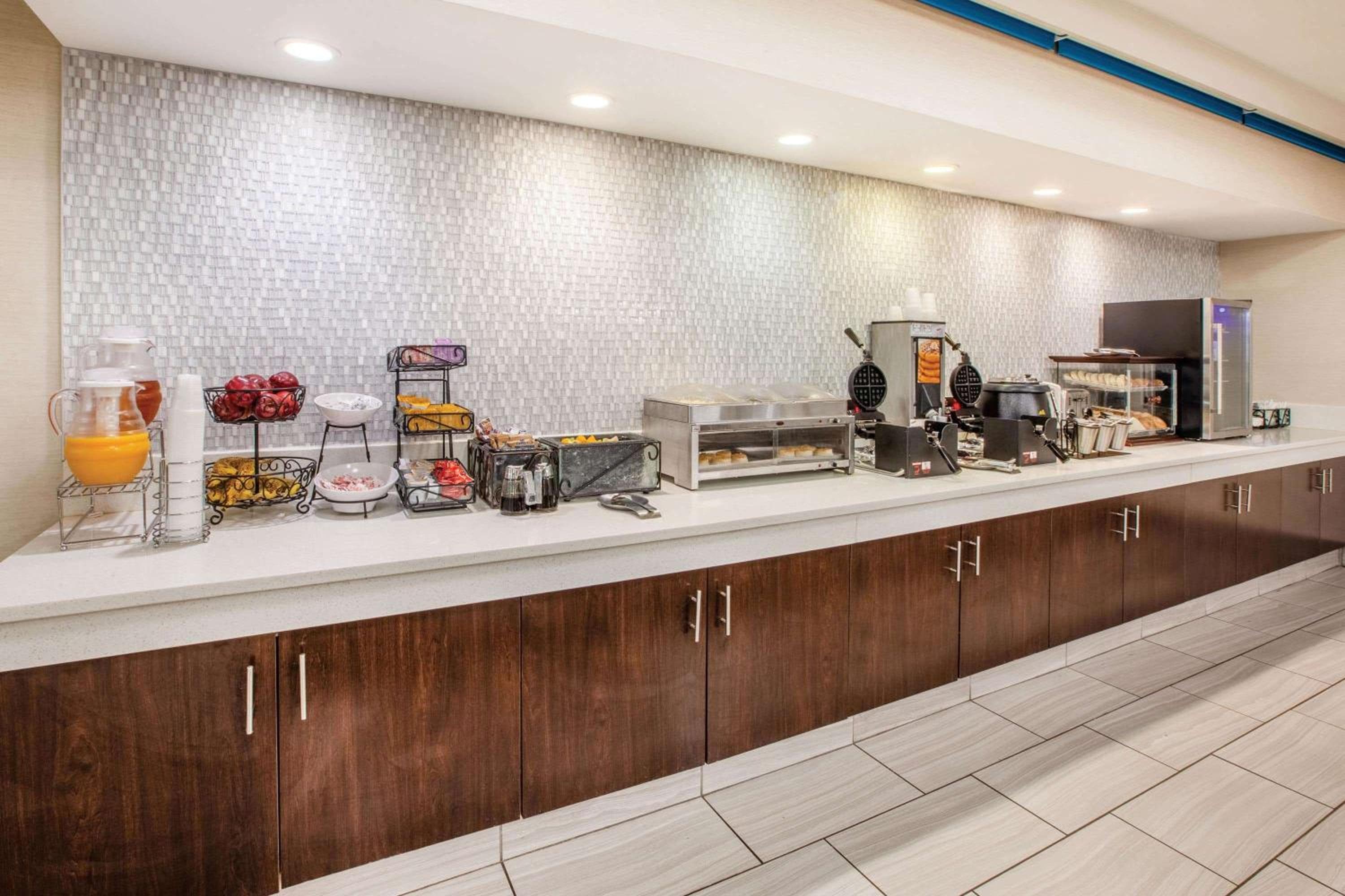 La Quinta by Wyndham Cincinnati Airport Florence