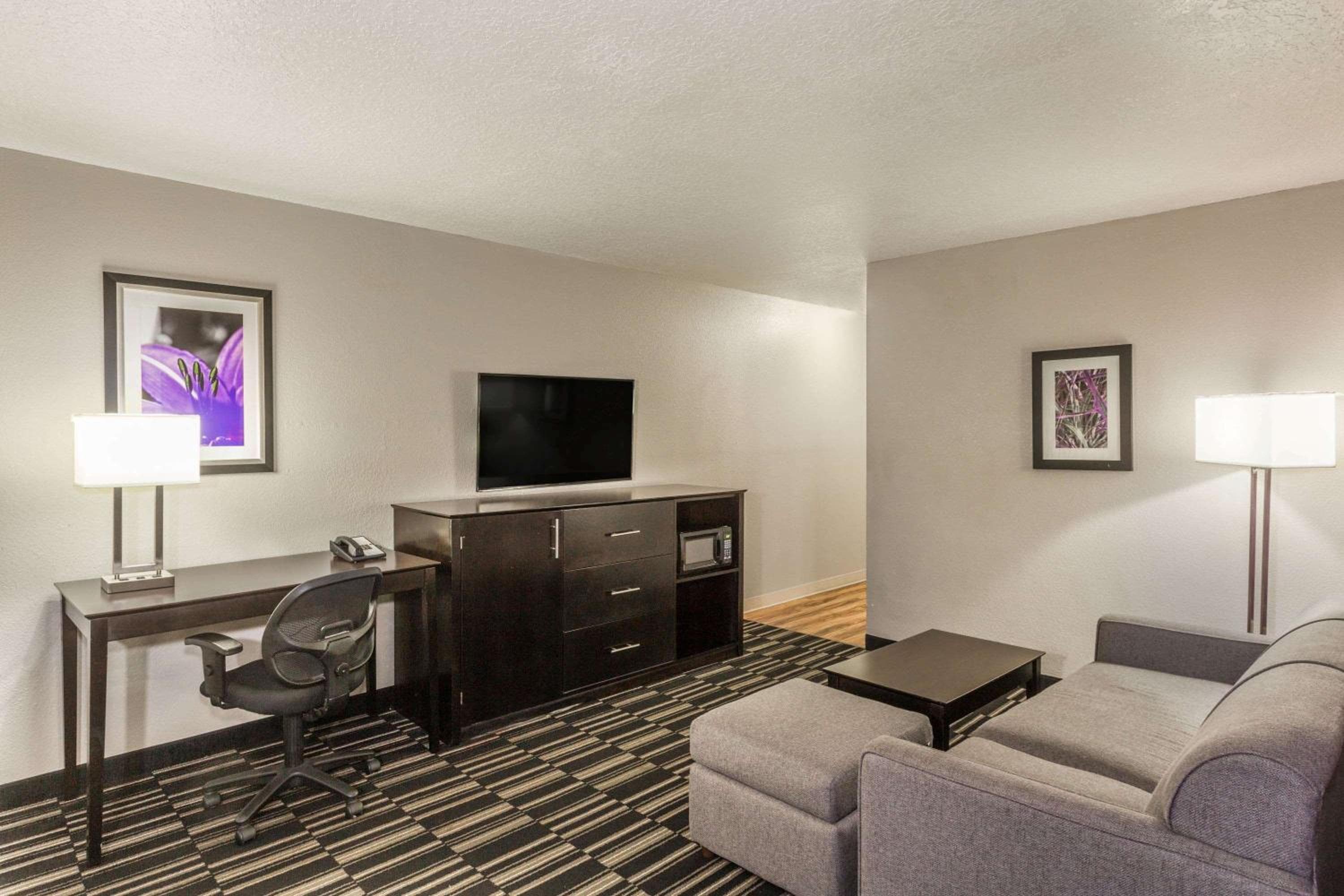 La Quinta by Wyndham Orlando Universal area - Free Shuttle to Universal