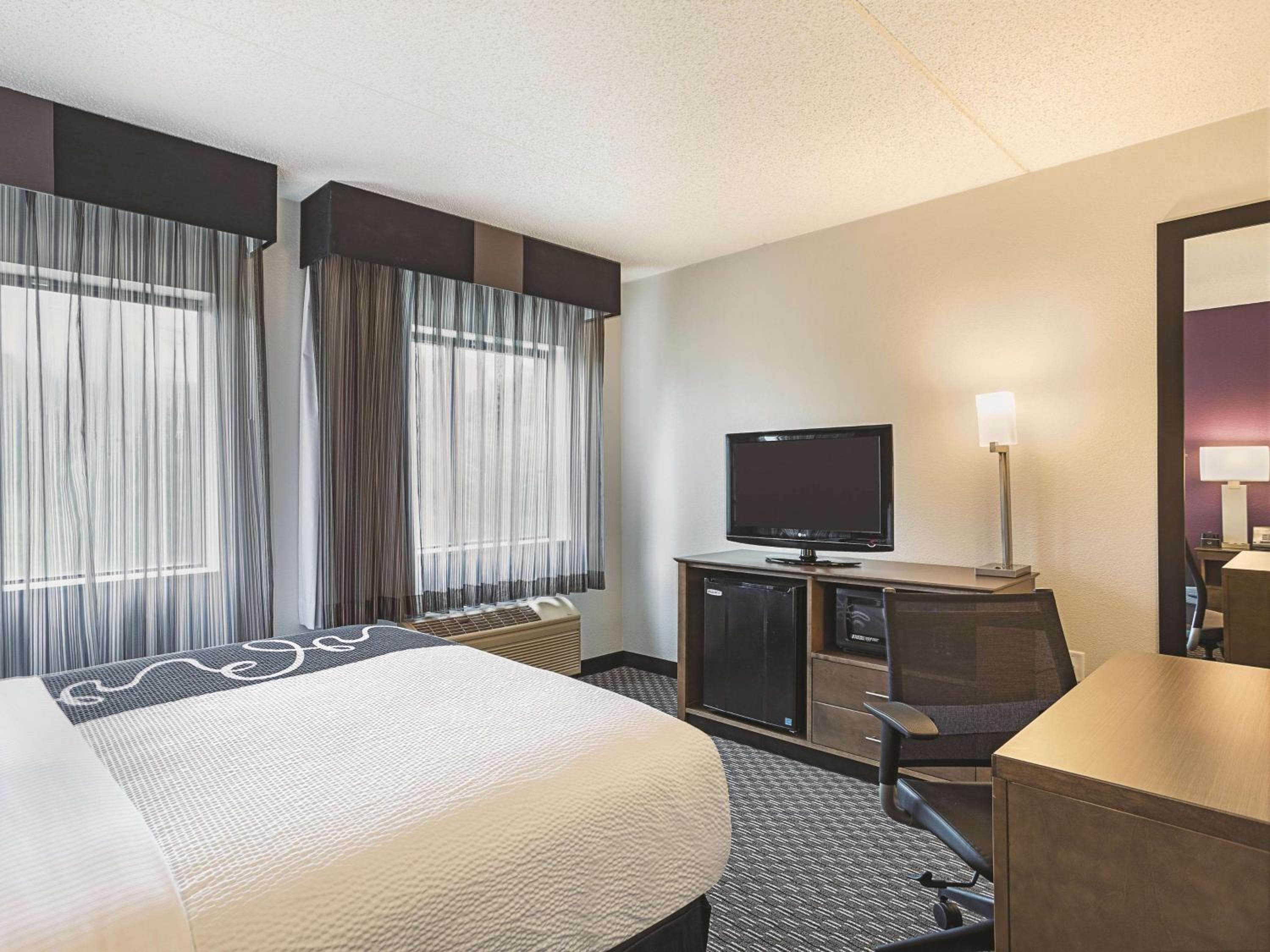 La Quinta by Wyndham Baltimore BWI Airport