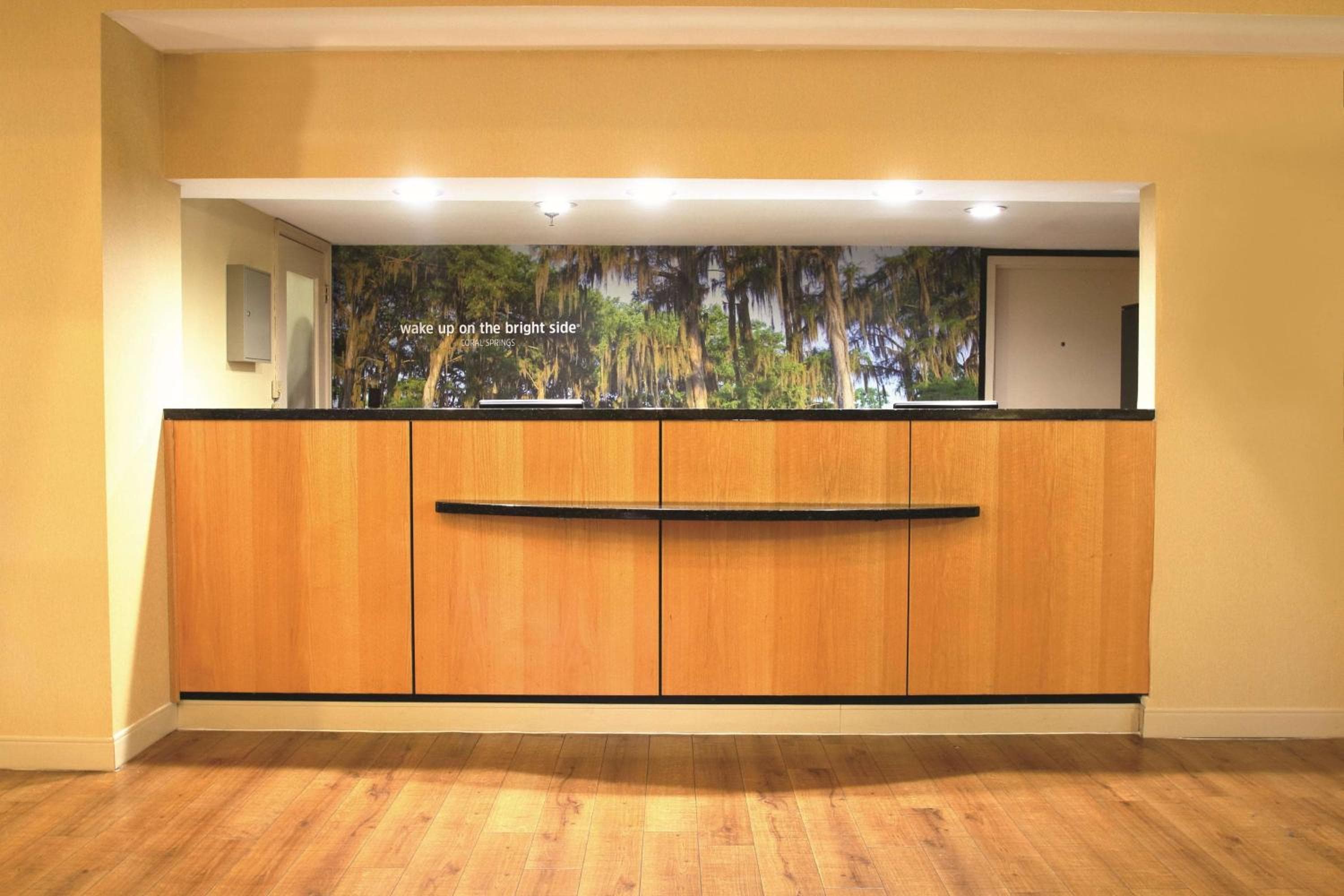 La Quinta by Wyndham Coral Springs South