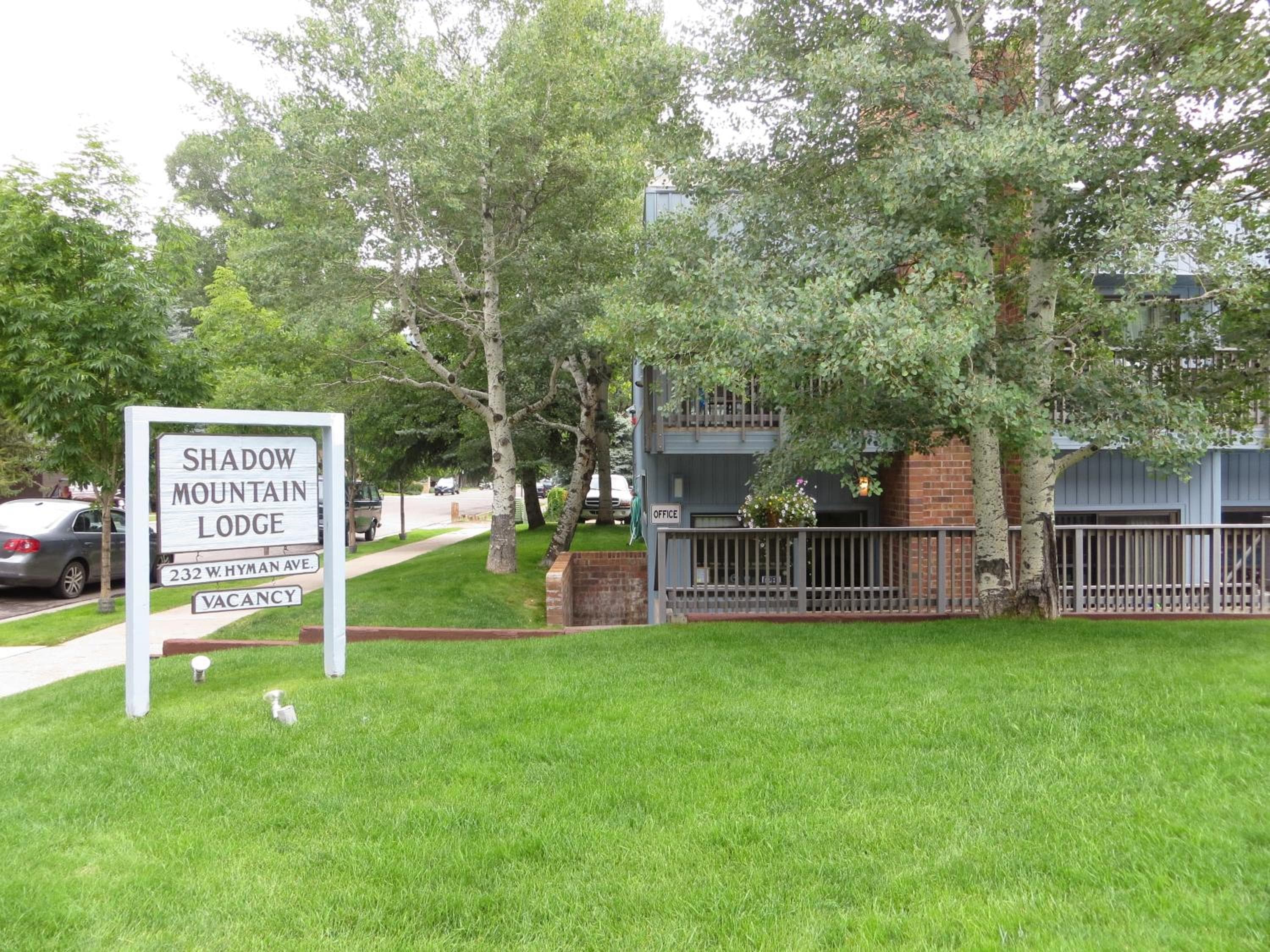 Shadow Mountain Lodge